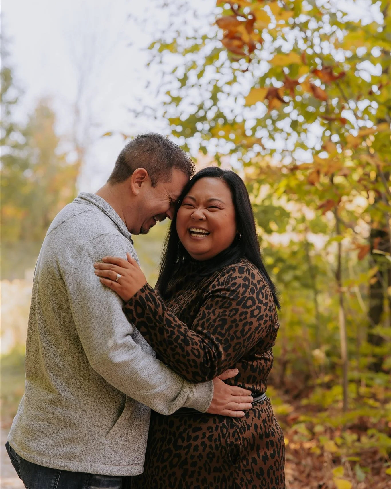 Todd &amp; Amanda🤍
&bull;
&bull;
&bull;
#couple #couplephotoshoot #couplepictures #couplephotography #couplelove #coupleshoot #fallminisessions #fallmini #fallsession #octobersessions #weddingphotography #michiganphotographer #canonphotography #west