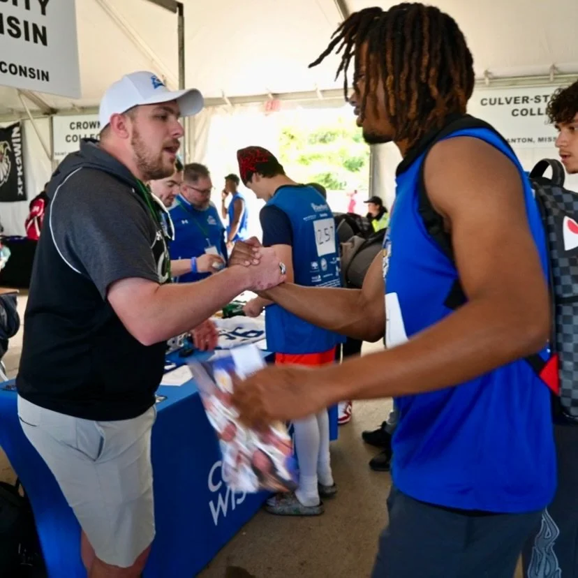 👉️ 400+ elite CA athletes.
👉️ Hundreds of coaches, representing dozens of DII, DIII and NAIA colleges. ⁠
👉️ Millions of dollars in scholarships awarded every single year. ⁠ 
🔥 All for free. ⁠
⁠
That&rsquo;s @CA_Showcase in a nutshell. ✅️ ⁠
⁠
Lear