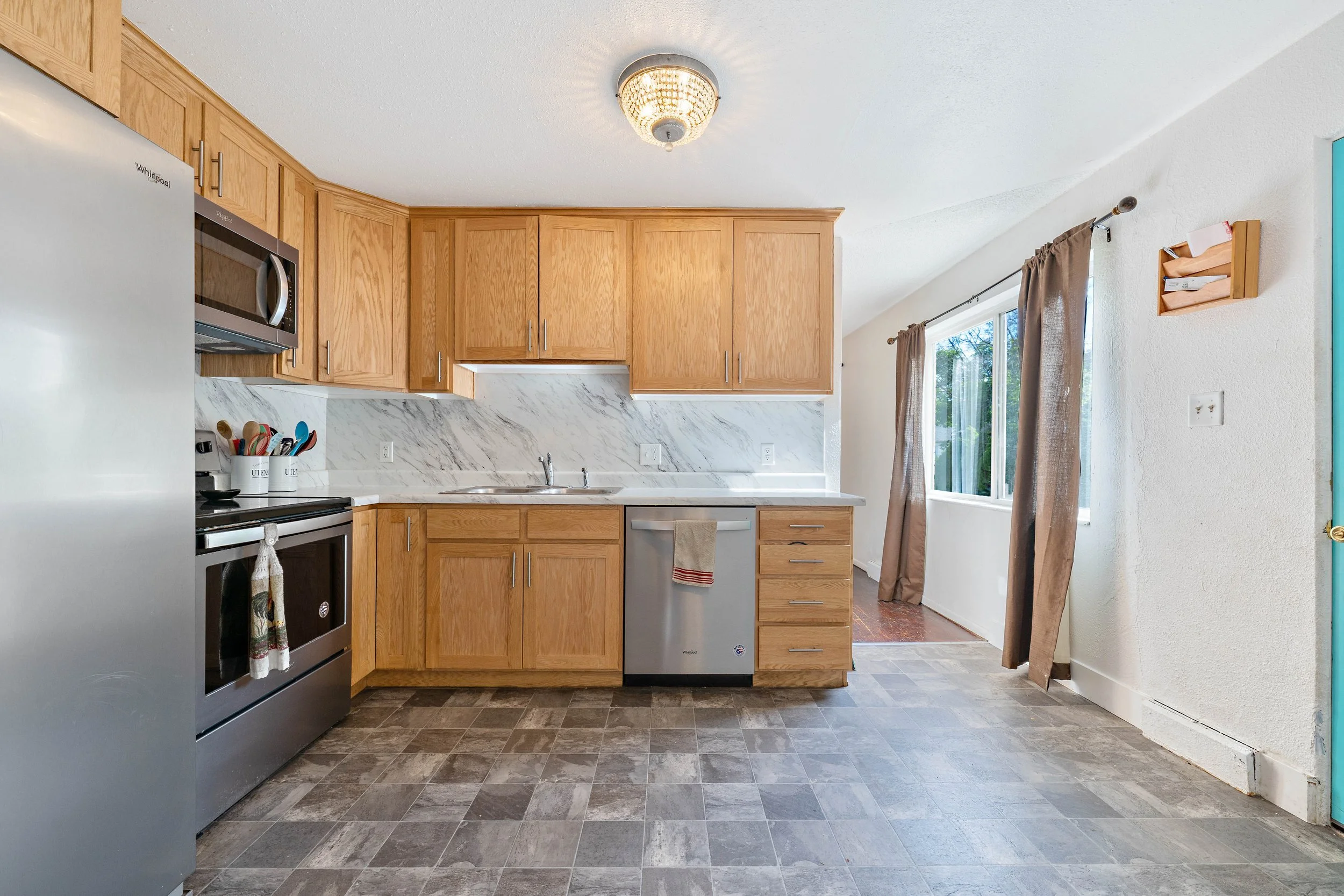 15-1136 Dalton Ave S_15.jpg