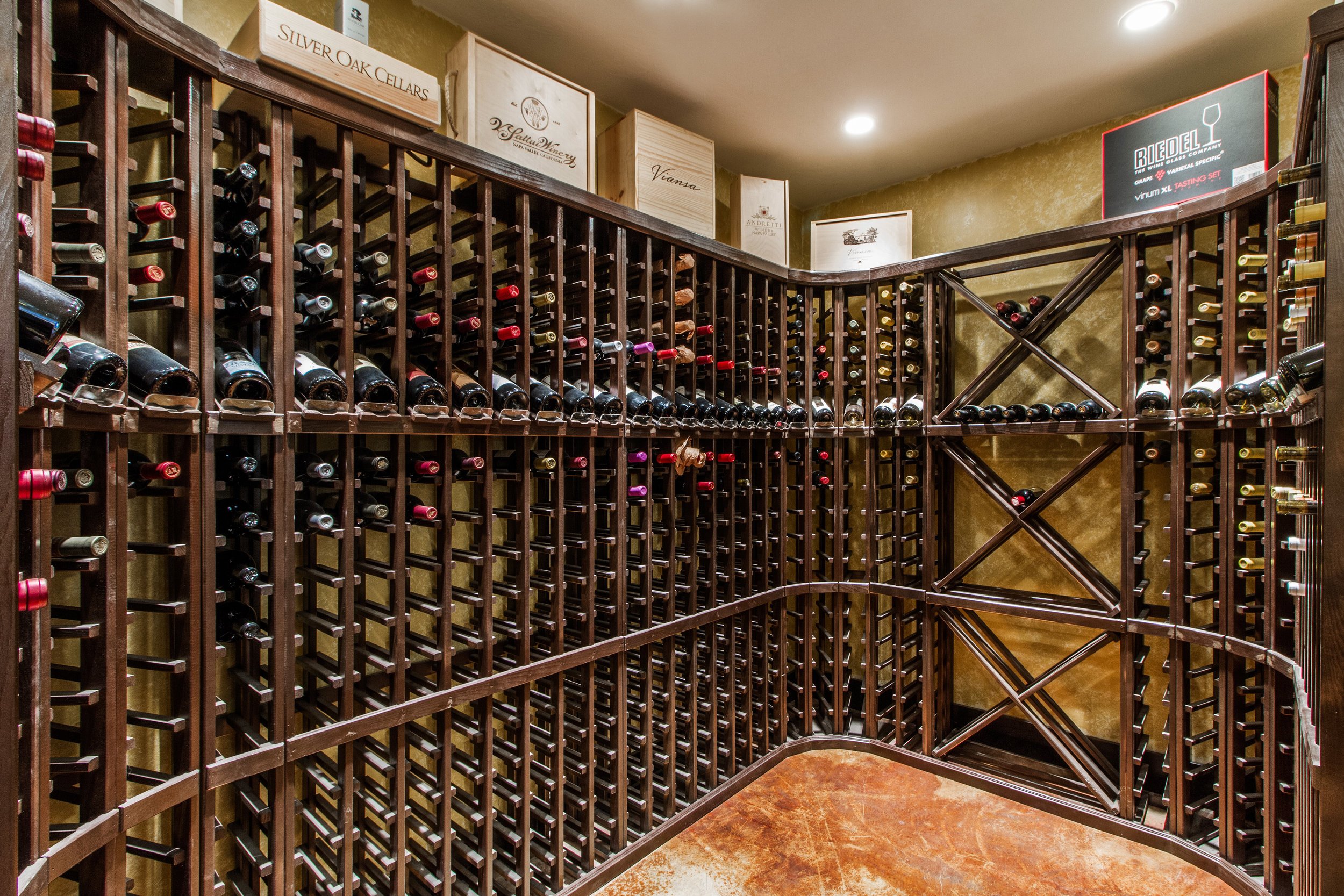 Photo-Blakemore01-Wine Cellar-0046.jpg