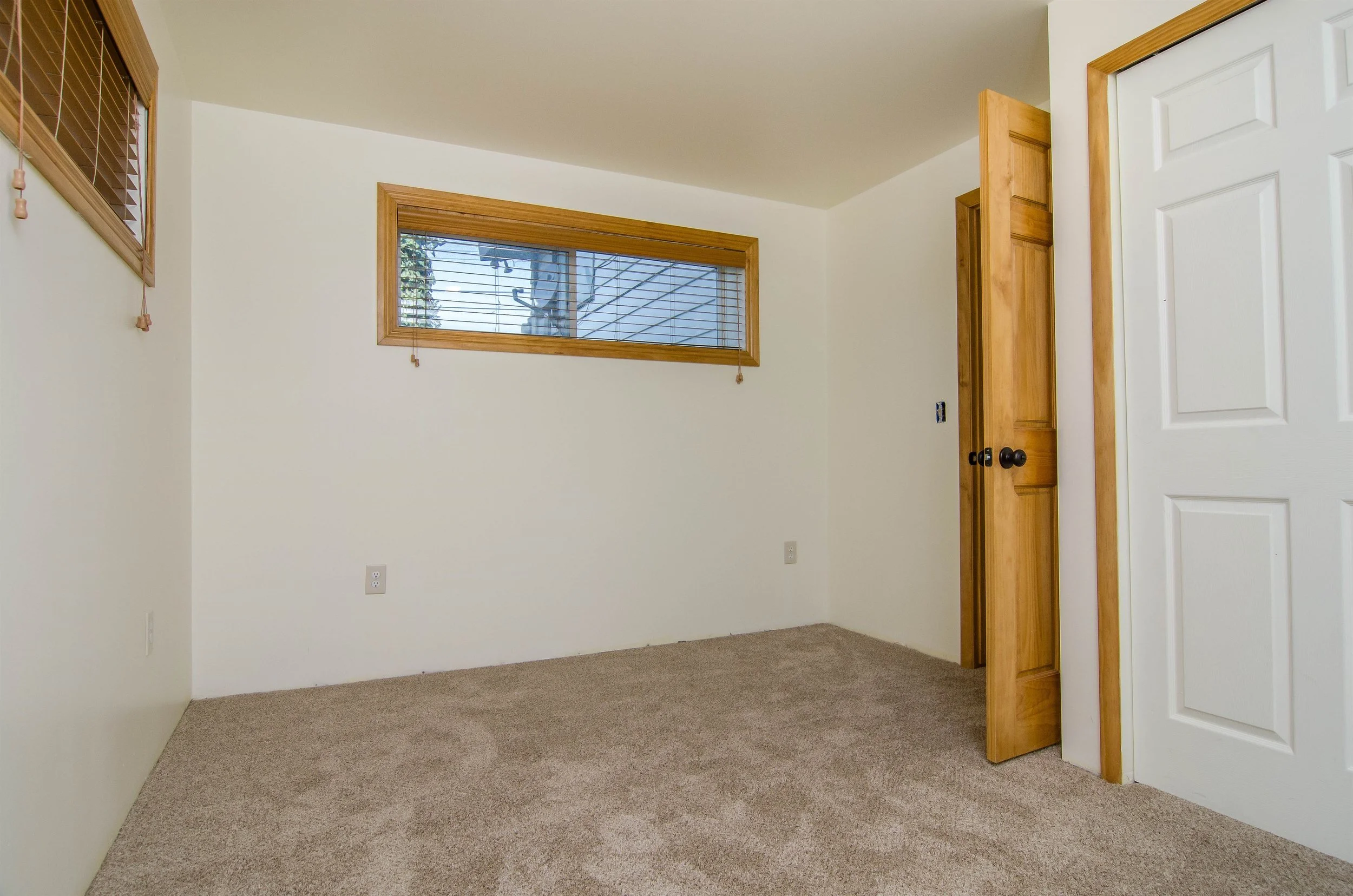 021_Bedroom .jpg