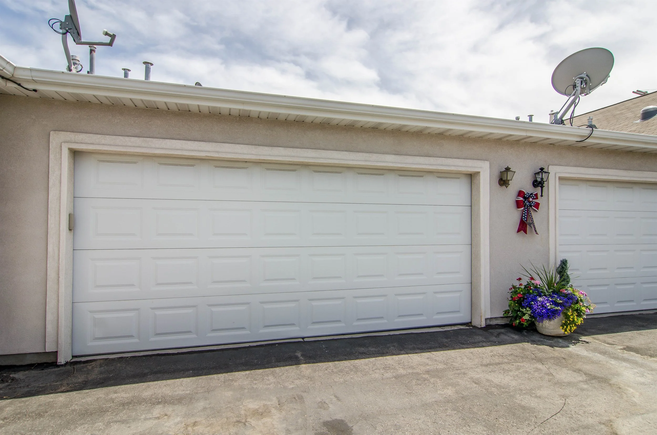 023_Garage .jpg