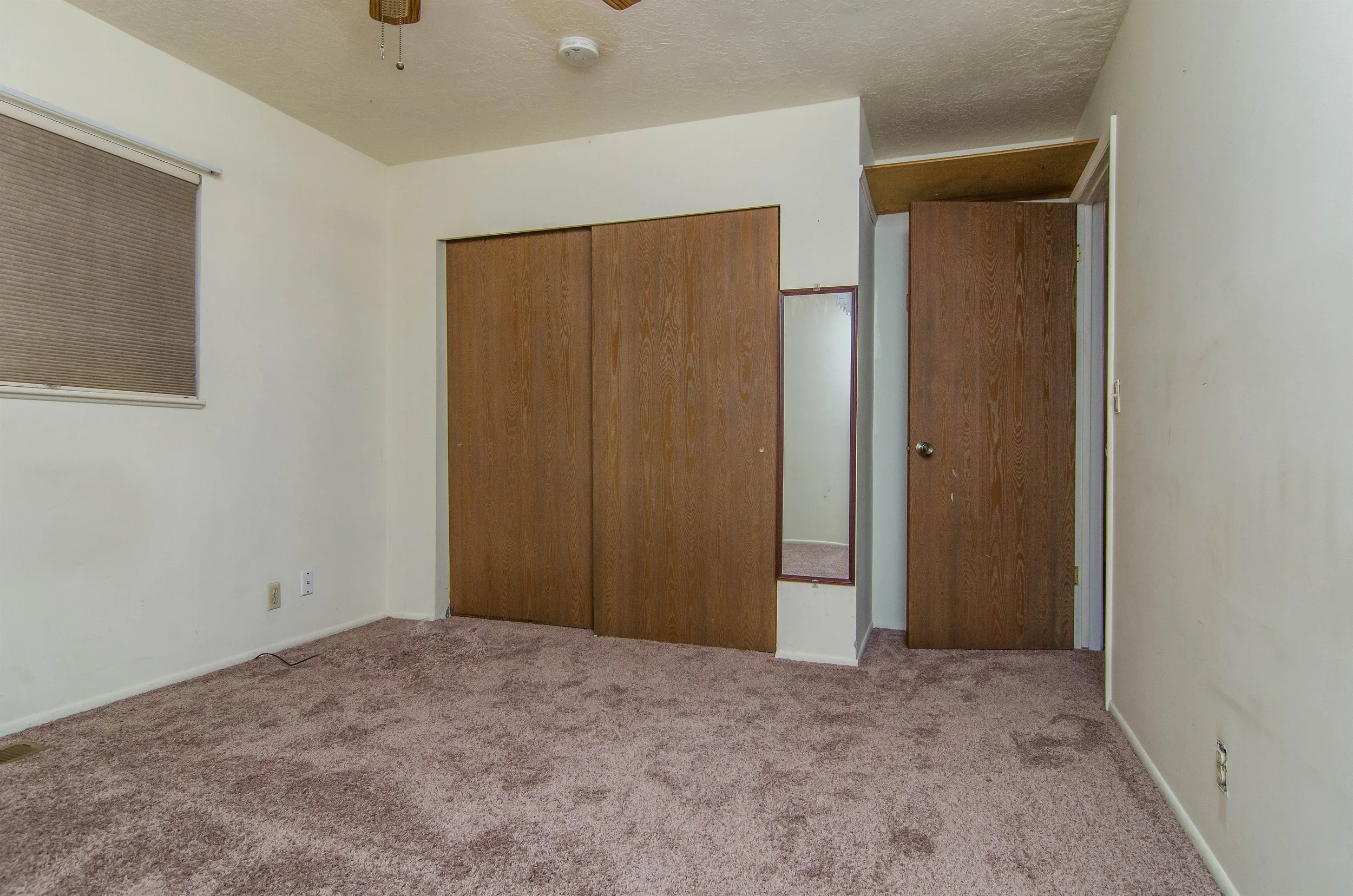 012_Bedroom .jpg