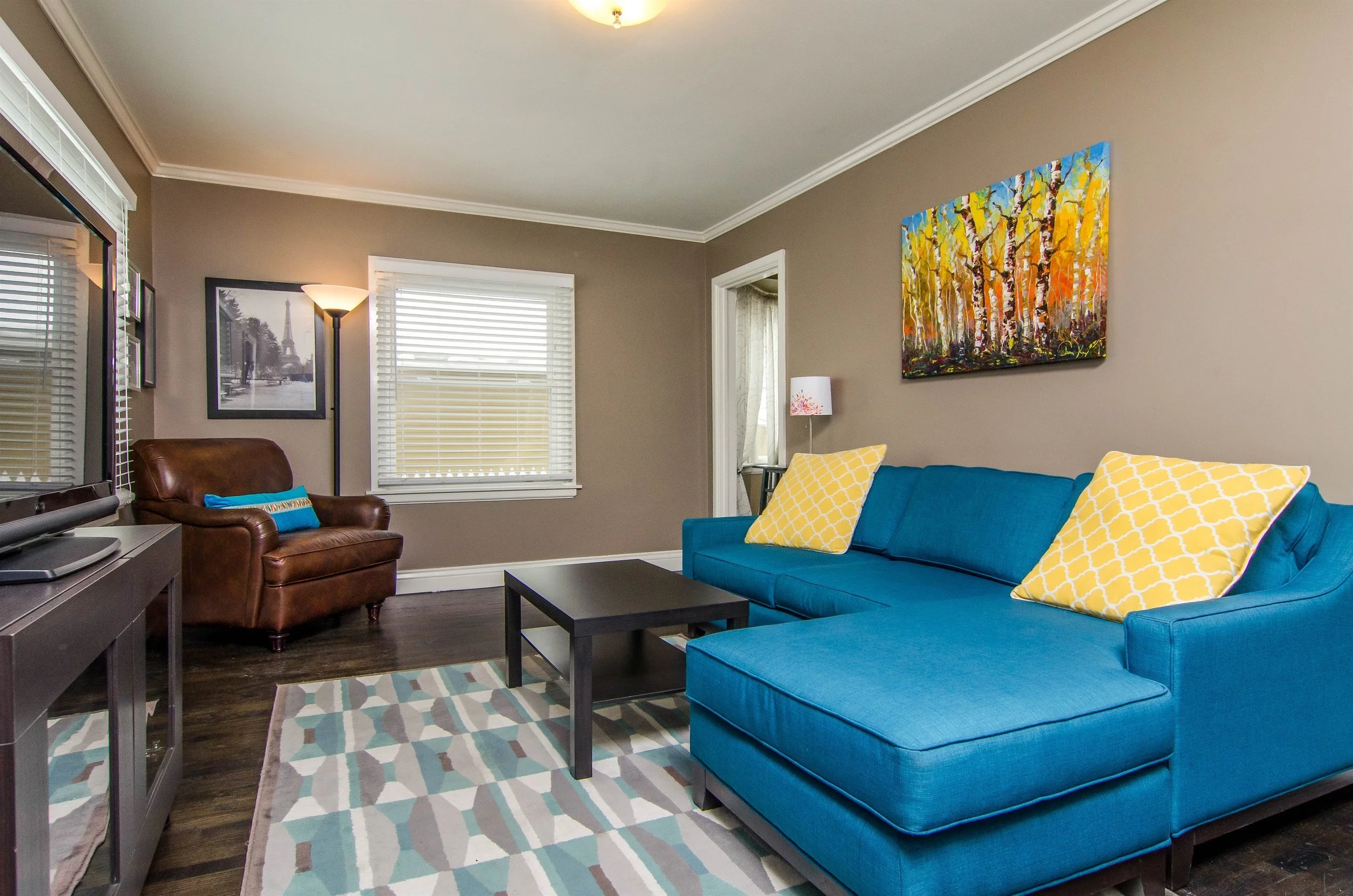 003_Living Room .jpg