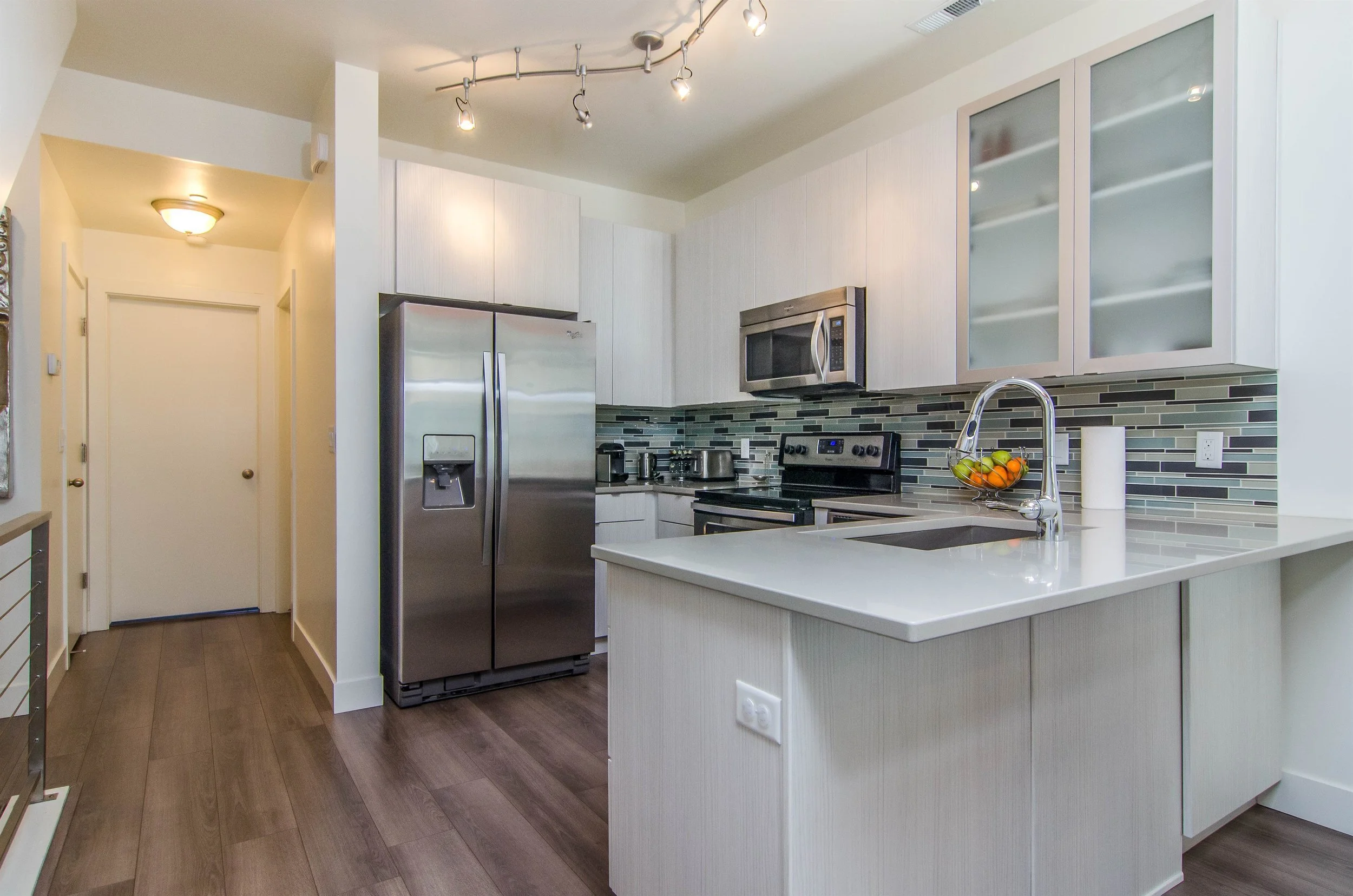 006_Kitchen.jpg