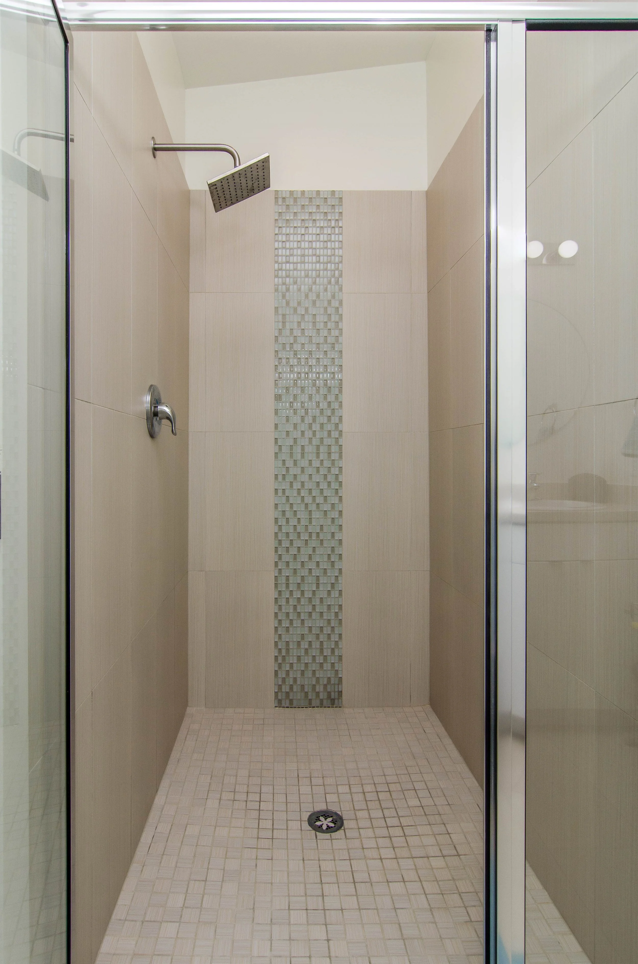 013_Master Bath.jpg