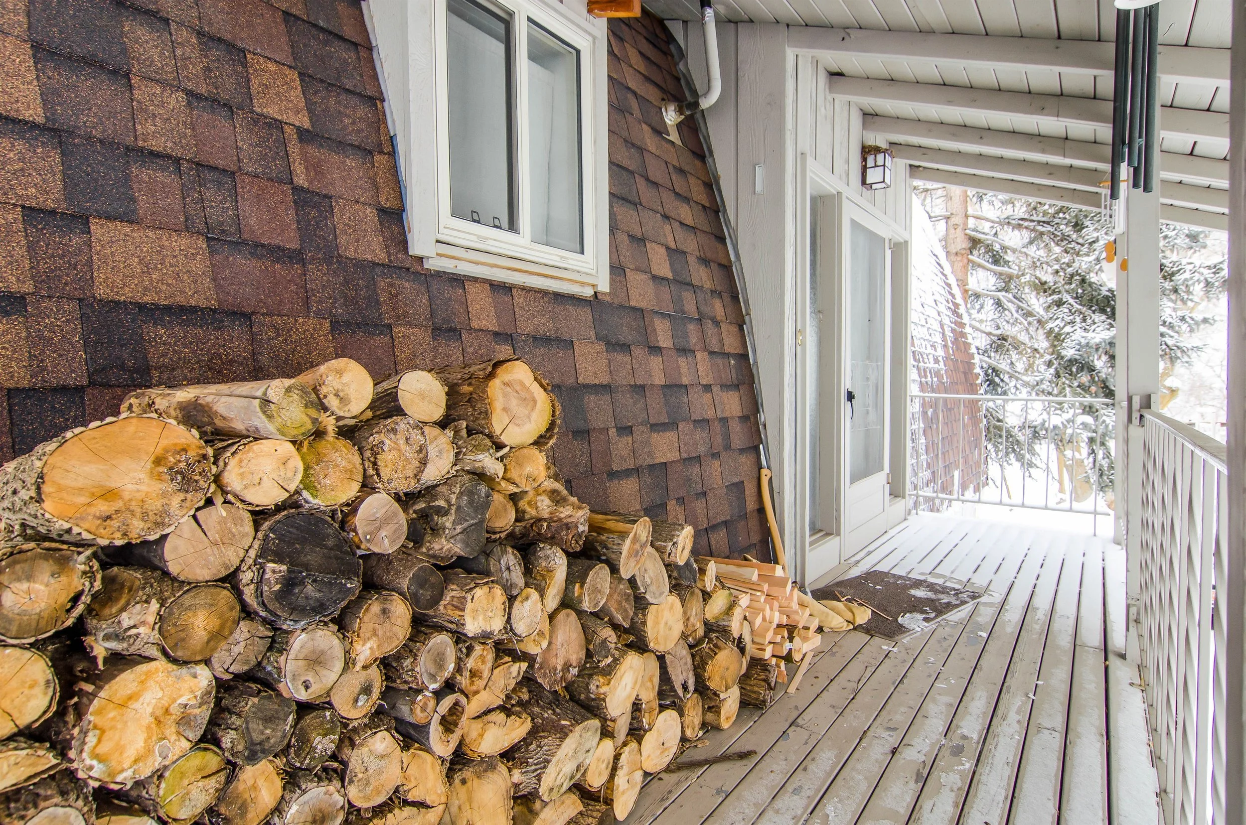 002_Porch .jpg