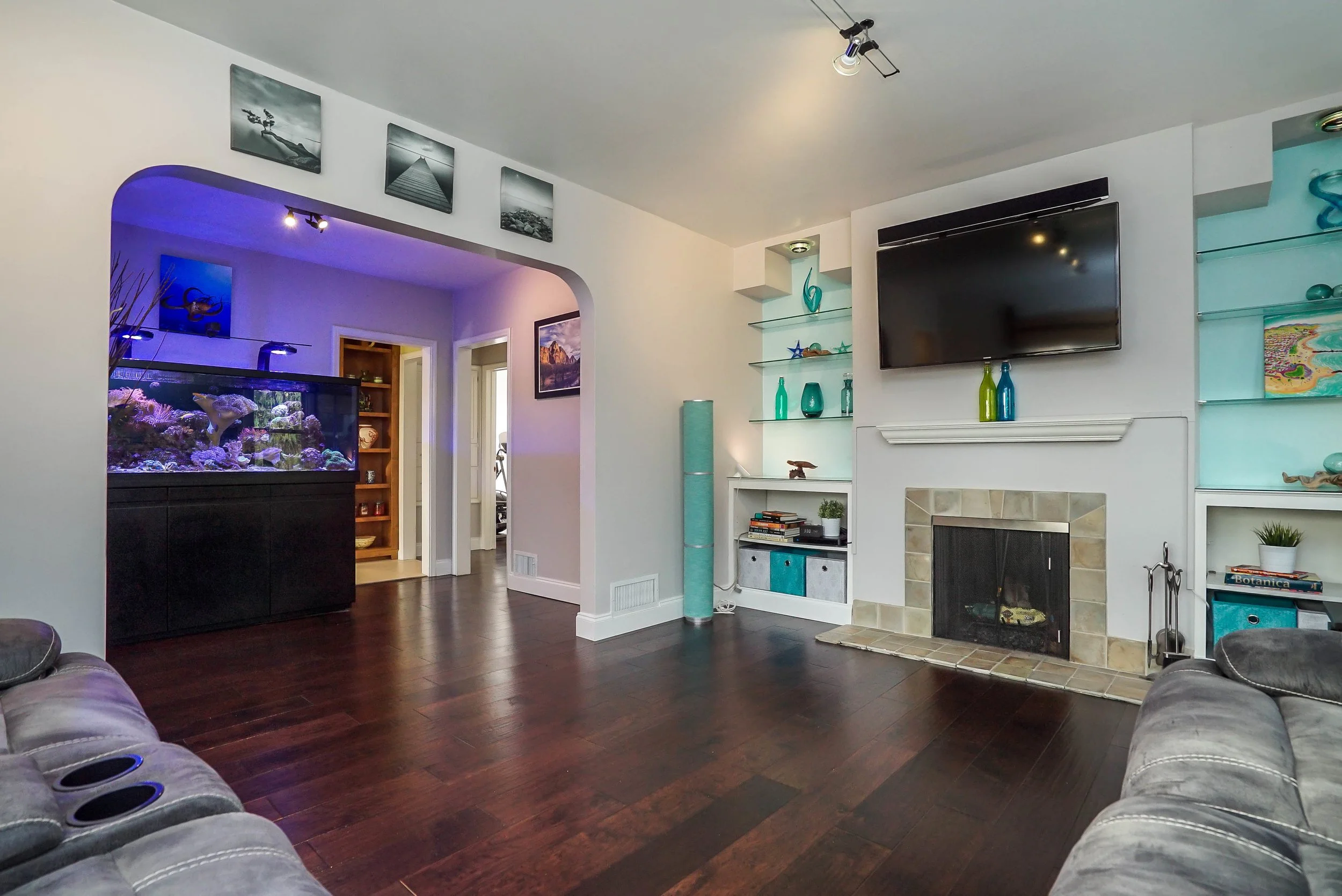 005_Living Room .jpg