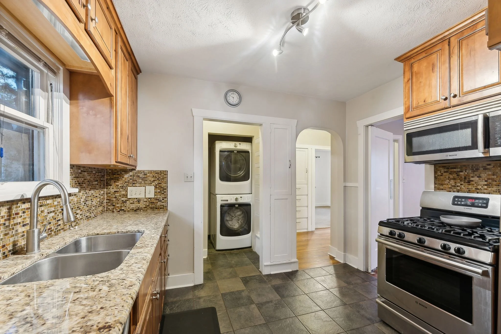 483 E 8th Ave, Salt Lake CIty_HDR015.JPG