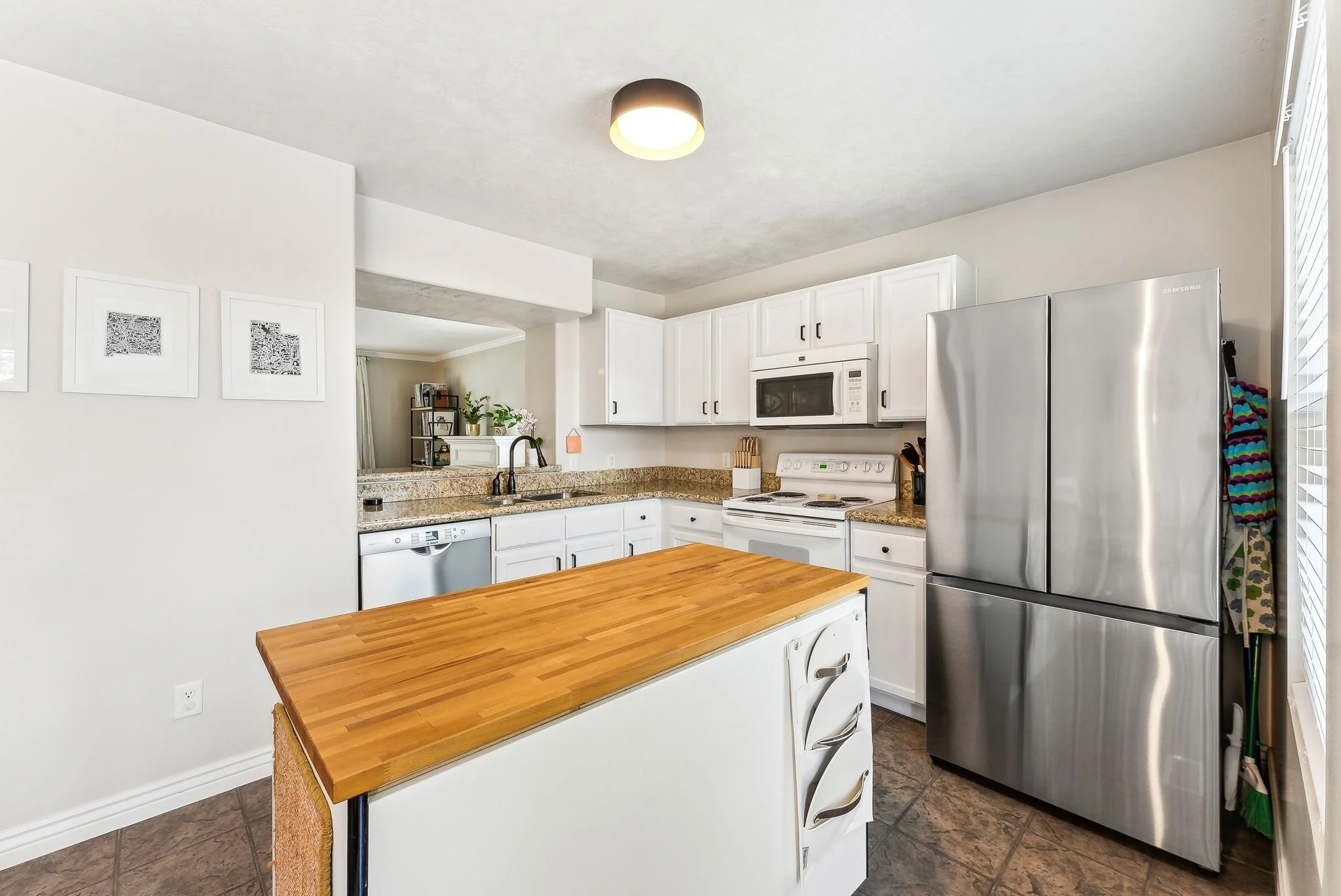 389 Braidhill Dr, Draper_HDR003.JPG