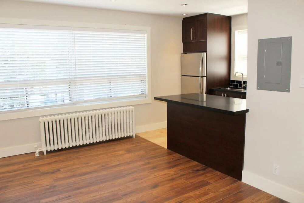 106 Grandville Avenue, apartment rental