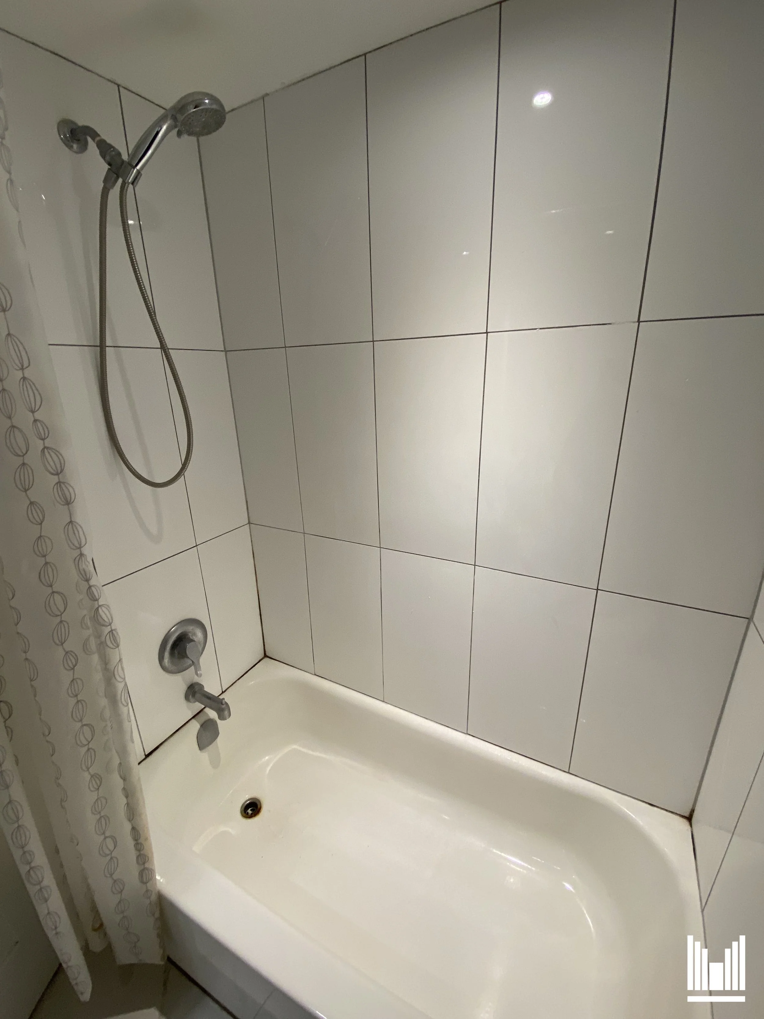 80 Trethewey #1B-10.jpeg