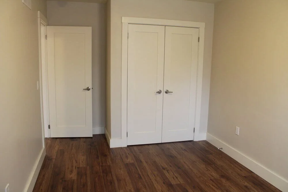 19 Richardson Avenue, apartment rental