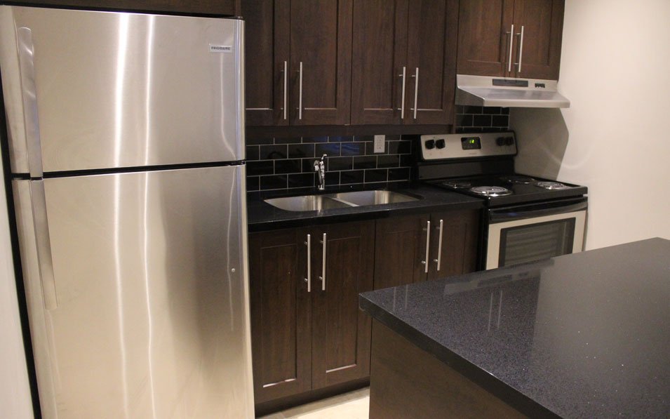2518 Eglinton Avenue West, apartment rental
