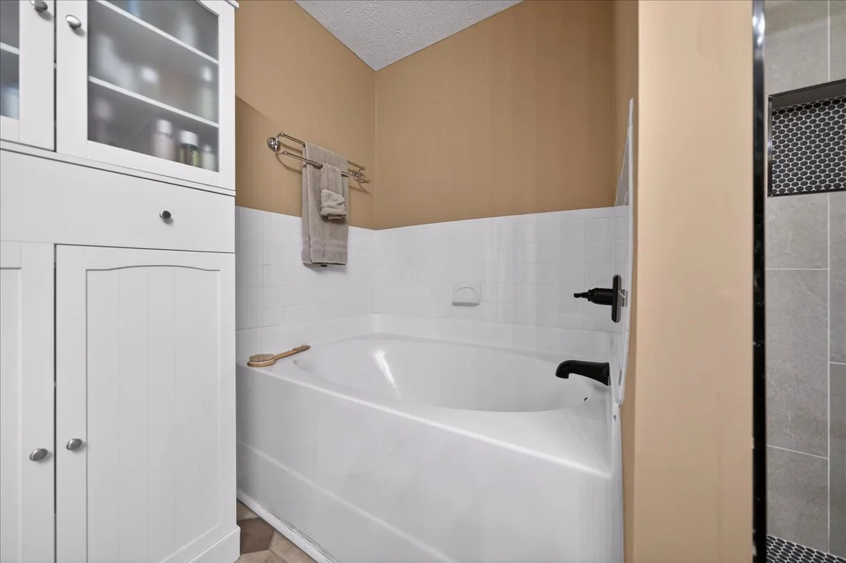 31-Dylan Rogers - A7409913.jpg