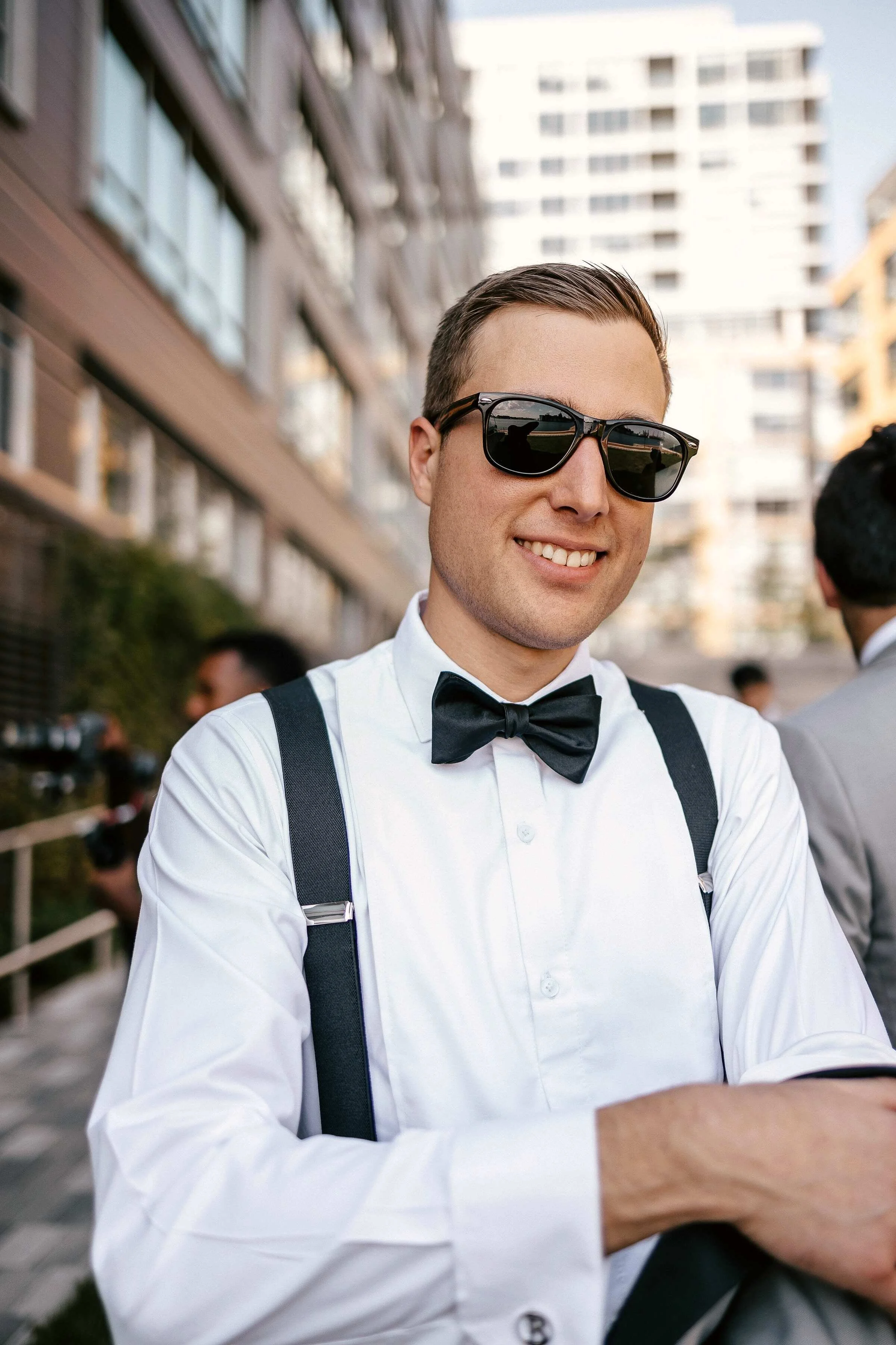 cool+groom+poses.jpg
