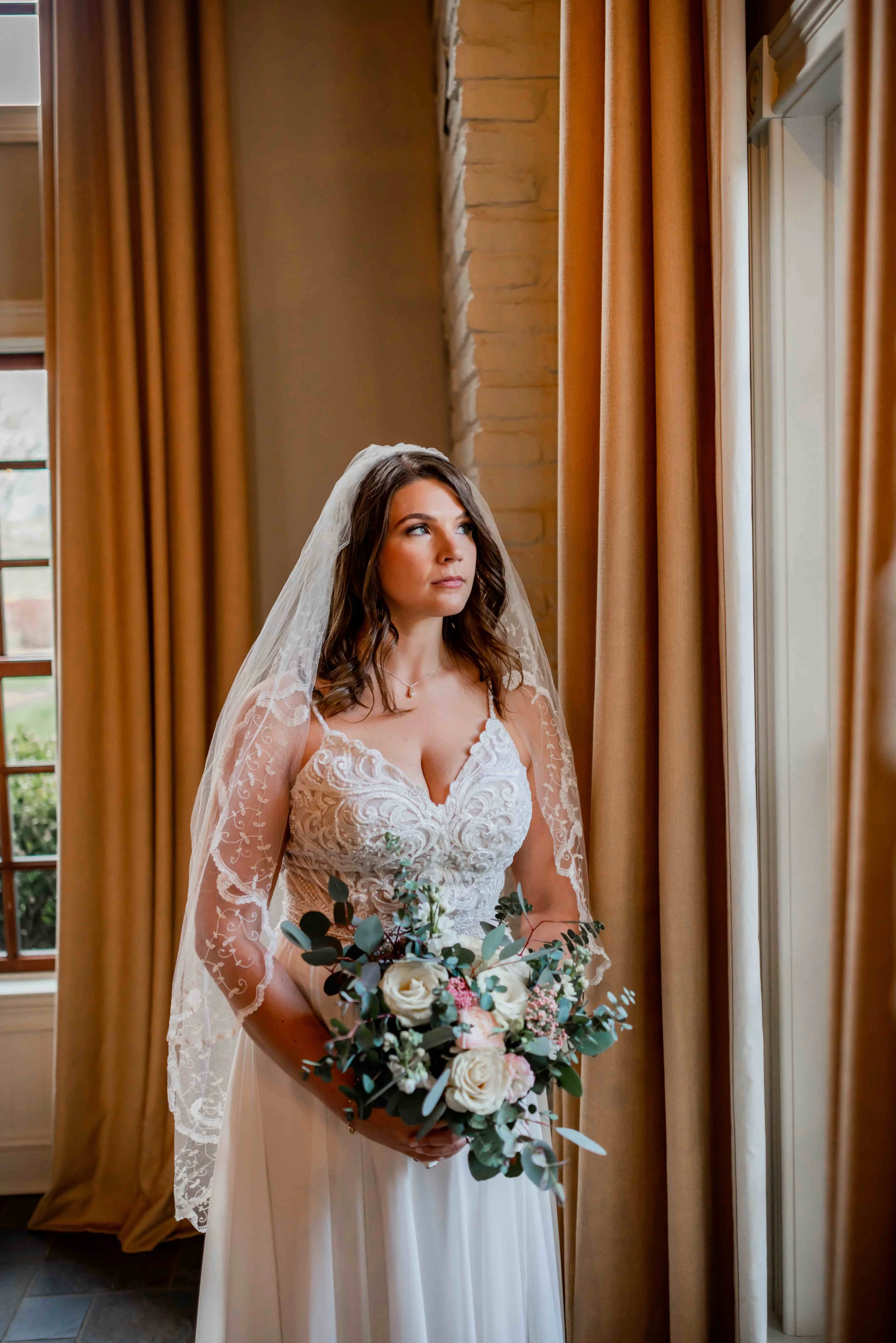 bride+looking+out+the+window.jpg