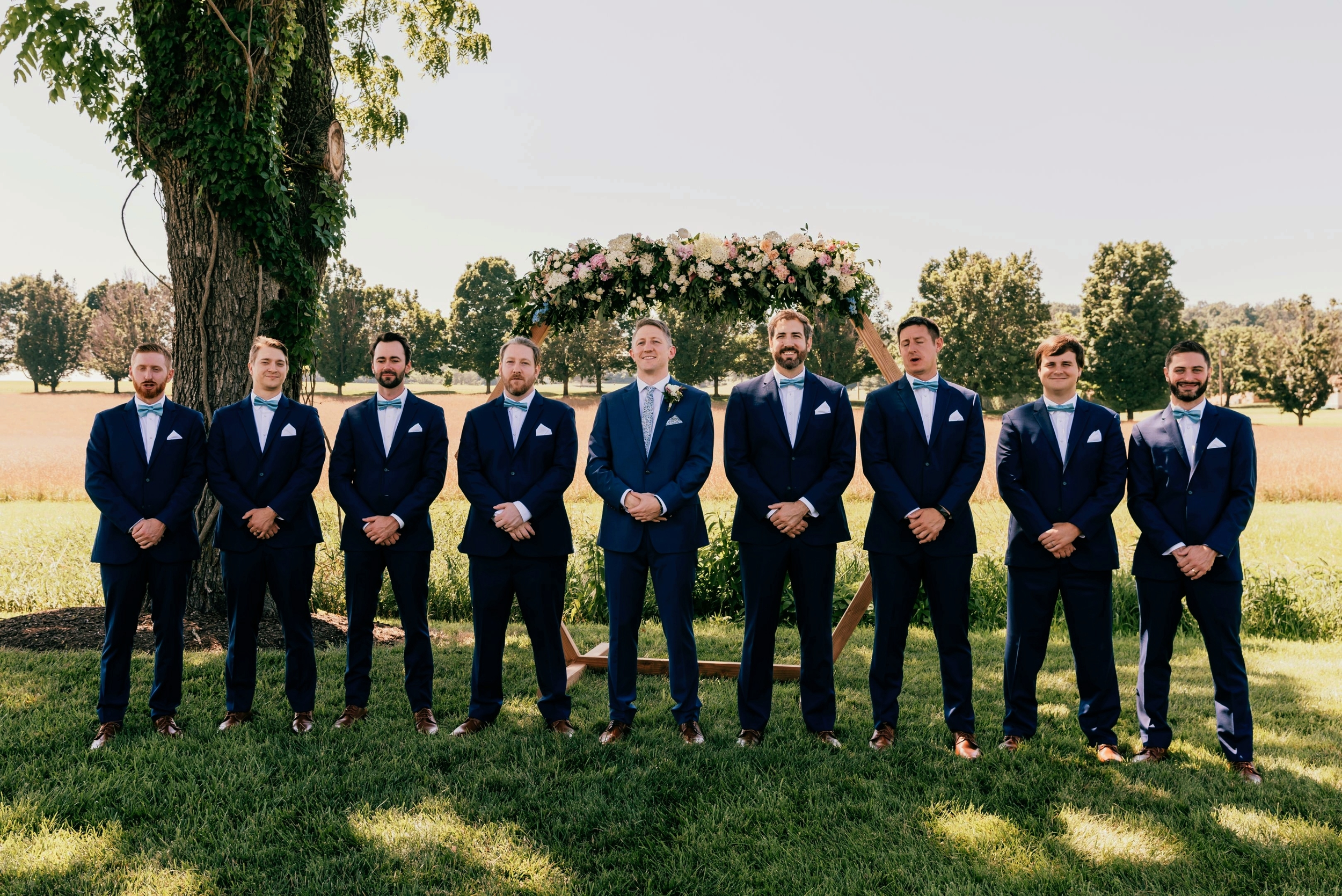 groomsmen+poses+richmond+virginia+weddings.png