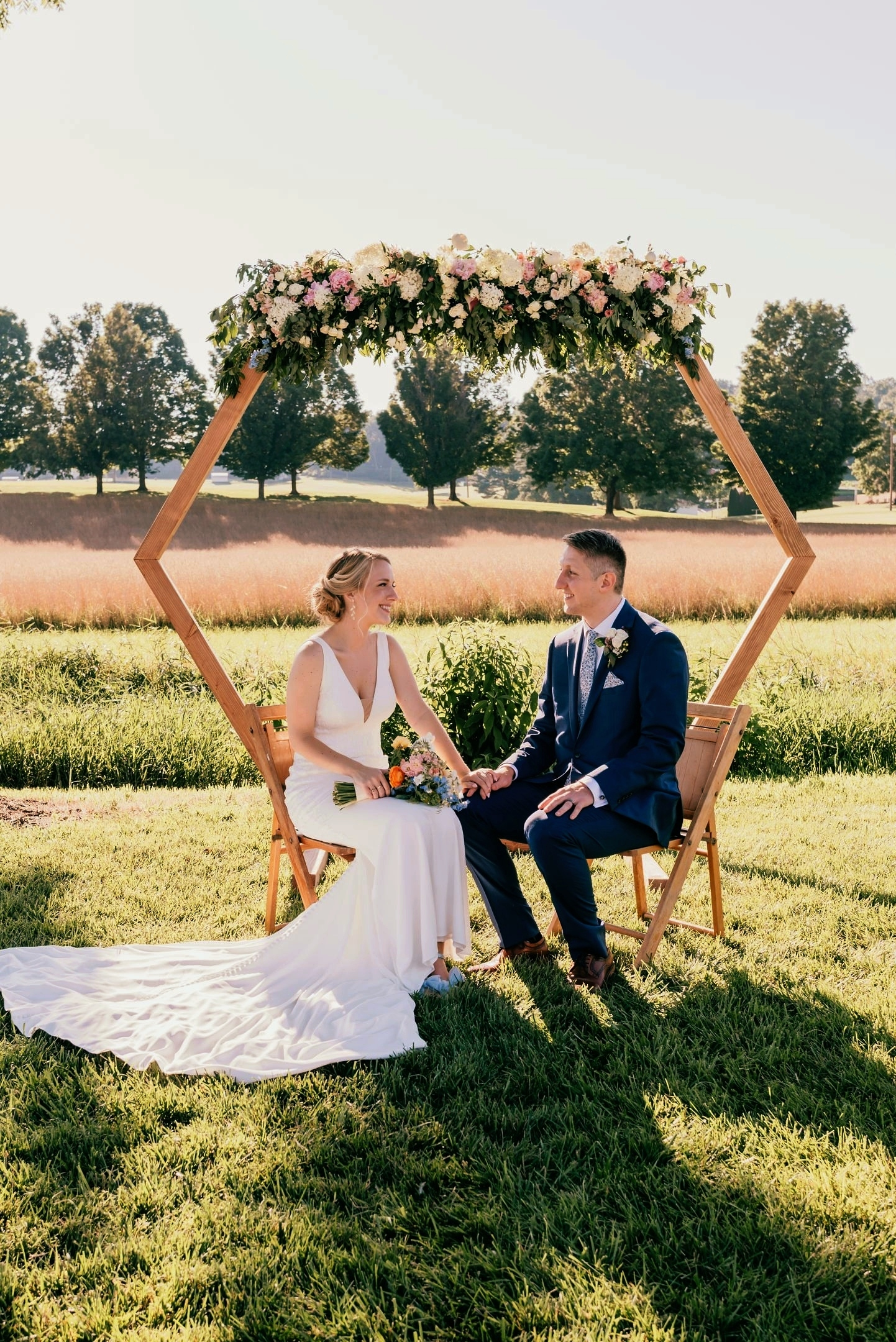 bride+and+groom+holding+hands+wedding+photography.png