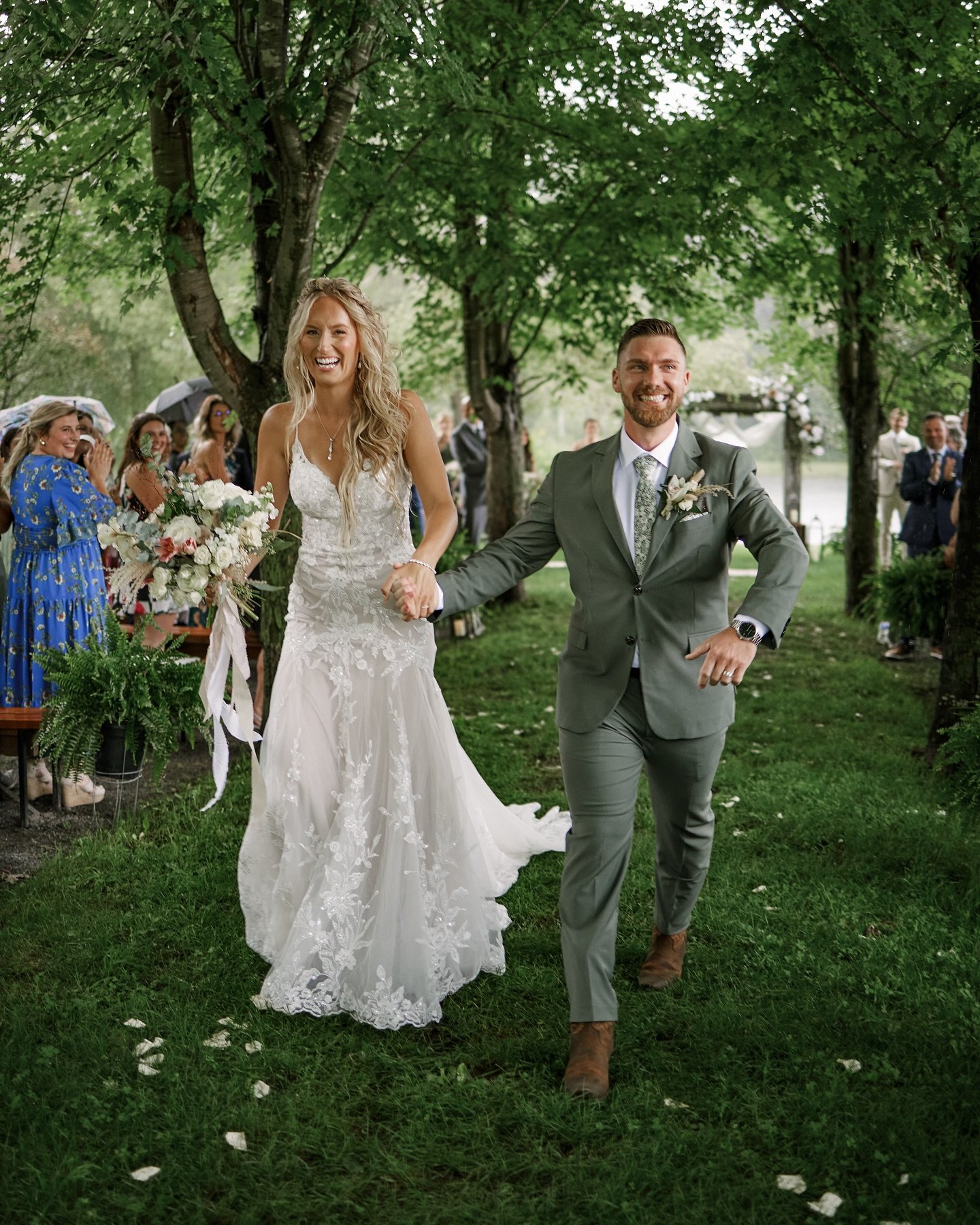 Christina + Matthew 🕊️🫶🏻

Their big day was full of rain, but just in time for their ceremony and portraits, the skies cleared! The fresh rain made everything feel so romantic, and these two embraced every moment beautifully. 

Second shot for @la