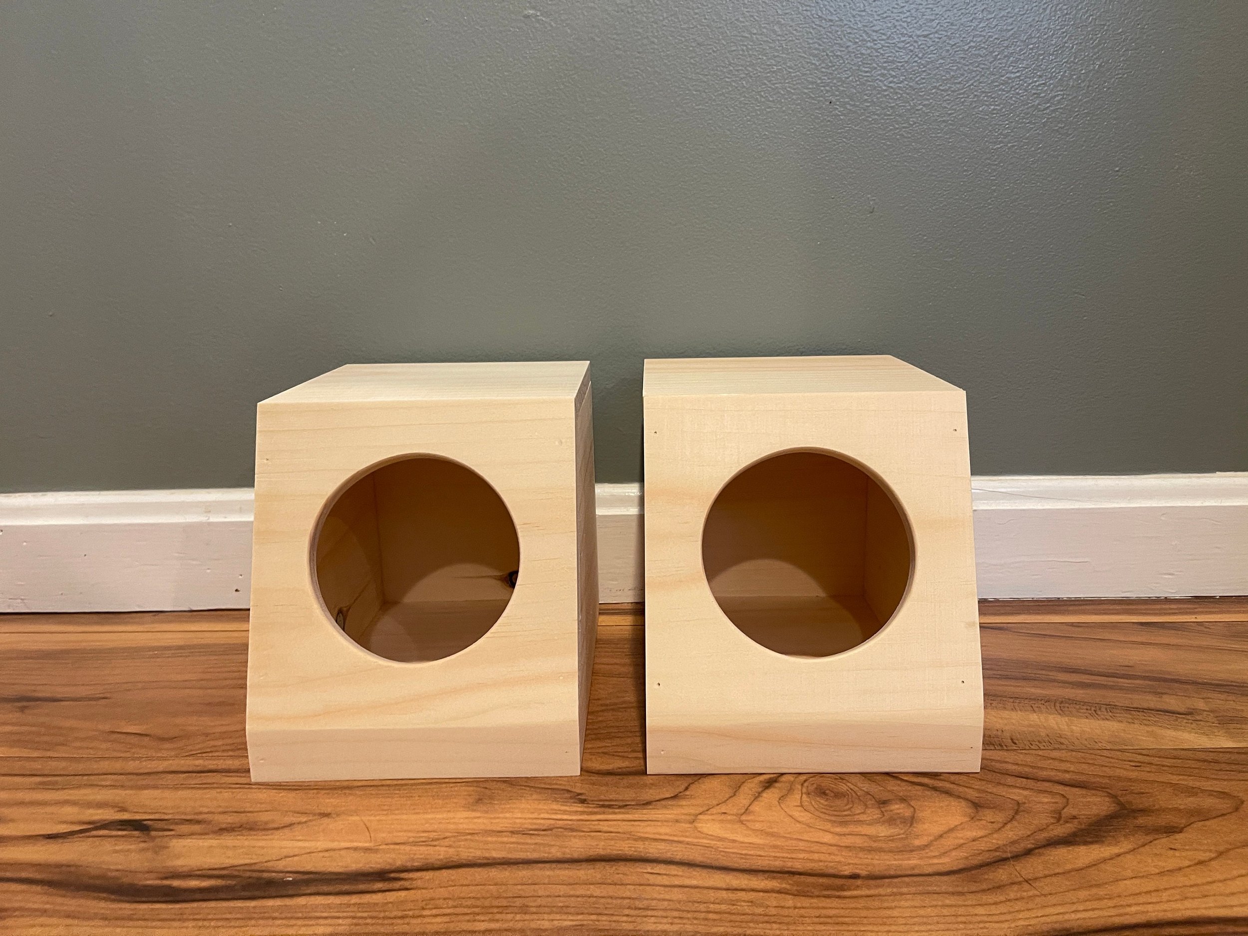 https://i.etsystatic.com/34320579/r/il/716fb7/3768369003/il_fullxfull.3768369003_iko8.jpg