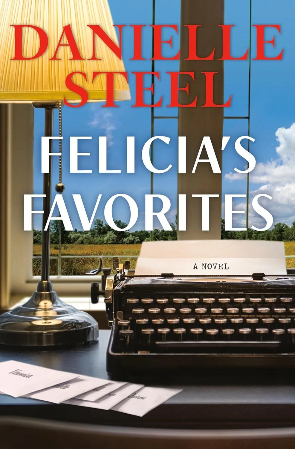 Book cover titled 'Felicia's Favorites' by Danielle Steel.