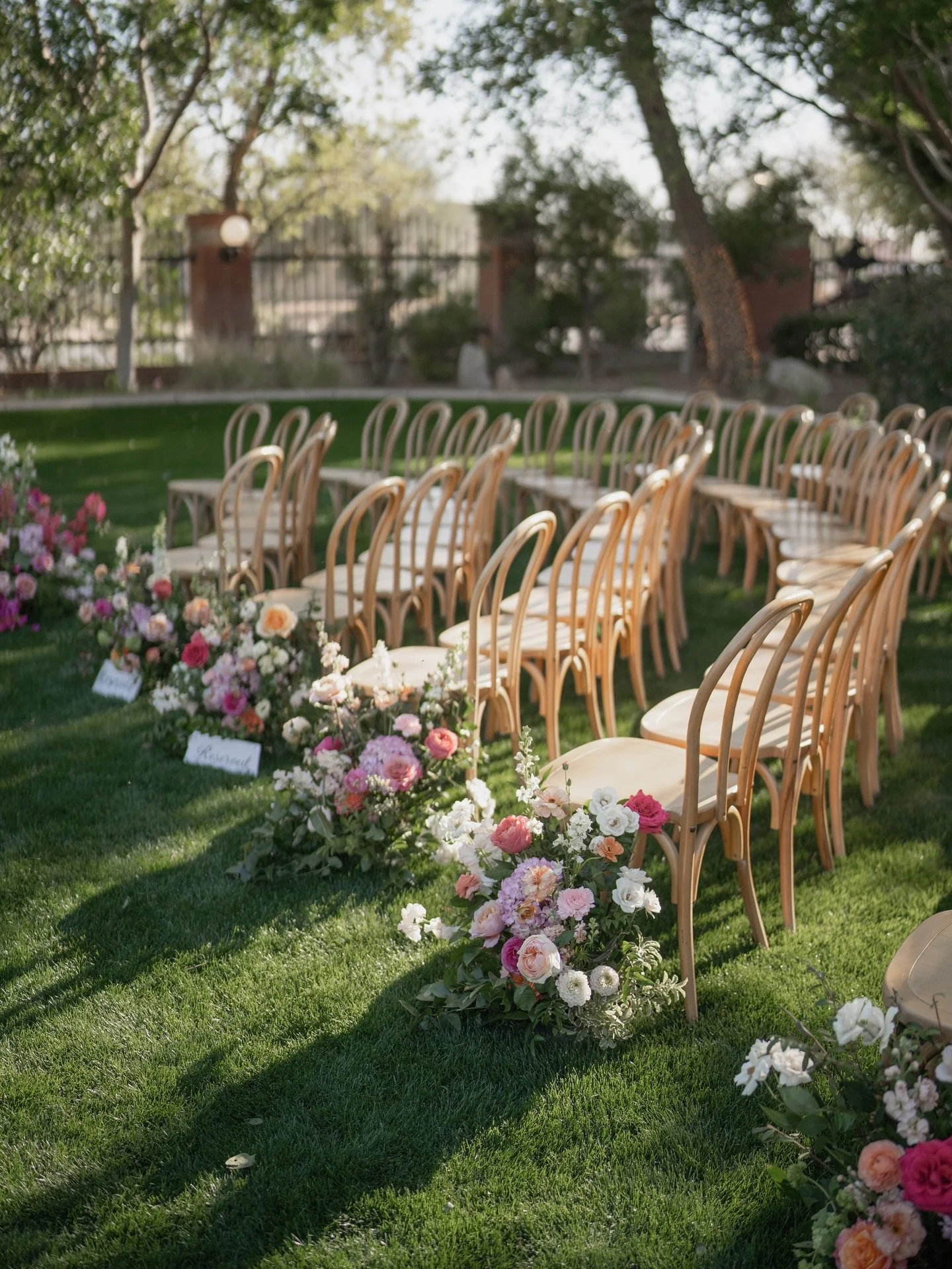 Not wanting to say goodbye quite yet to 2025 weddings! 🤍

Venue : @stonebridgemanor 
Florist : @poppiesflowershop @parkstudiodesign 
Photo : @emilyfaithgrateke 
Dessert : @scoopwells 
Dress : @vchapmanstudio 
Shoes : @jimmychoo 
Tux : @suitsupply 
R