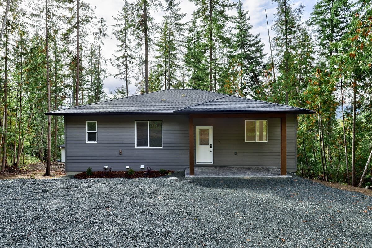 Great to see the finished product! This new home is tucked in the trees and has 2 bedrooms and 2 bathroom with a spacious unfinished walkout basement. Enjoy design elements like open concept living spaces and a master bedroom with a 3 piece en-suite.