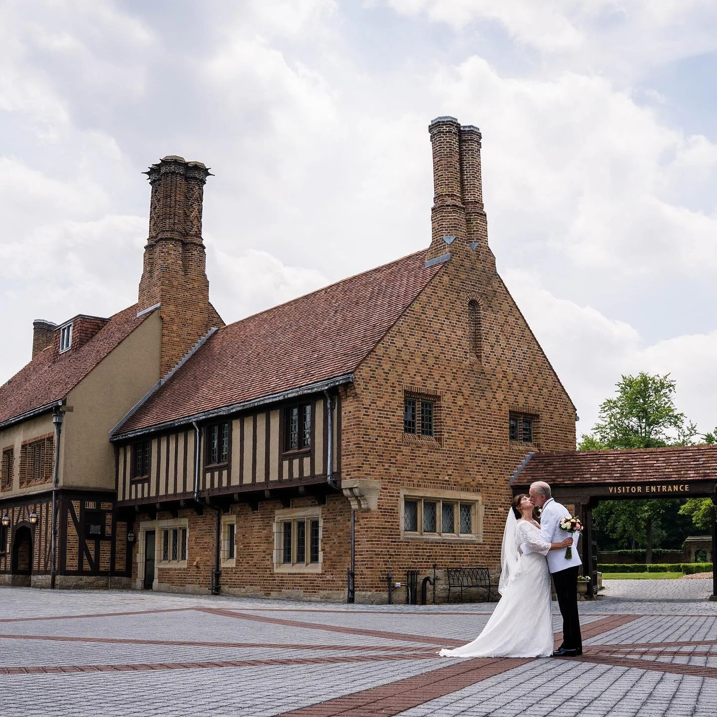 Happy Anniversary 💕 #rochesterhills #waterfordmichigan #clarkstonmi #michigan