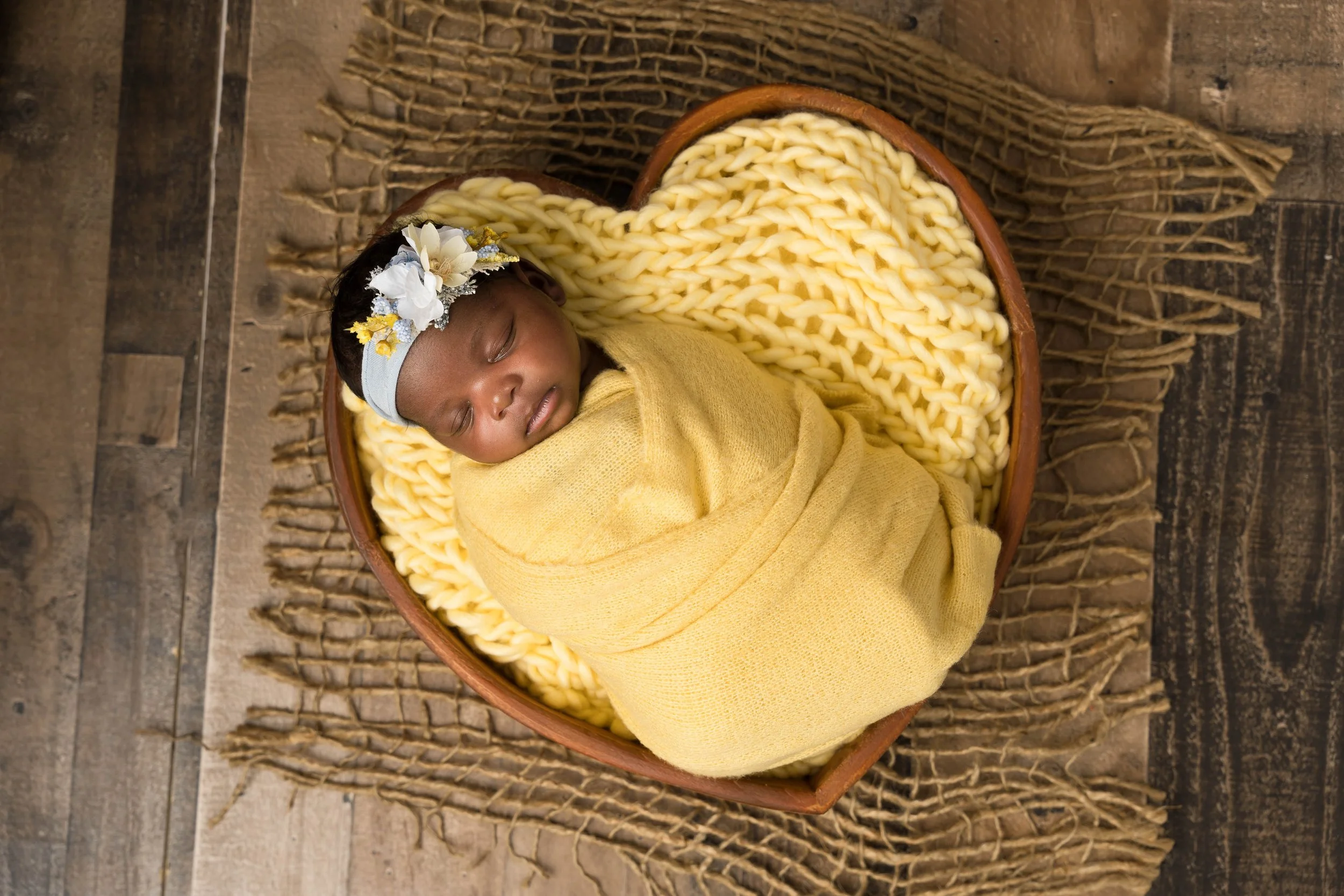 Clarkston-whitelake-waterford-holly-davisburg-newborn
