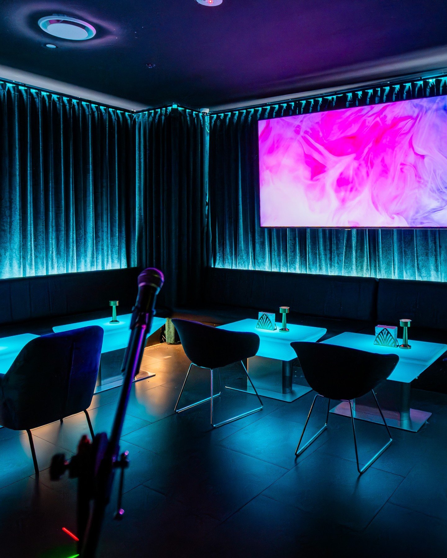 🌟 Amp up your night at Replay Karaoke! 🎤🍽️ 

Vibe into our lit VIP rooms, perfect for up to 60 friends. Enjoy private spaces with dedicated restrooms for all your singing, vibing, and dining escapades. 🍣🎵🪇

📍 Level 1 of @littlesaigonplaza
📞 1