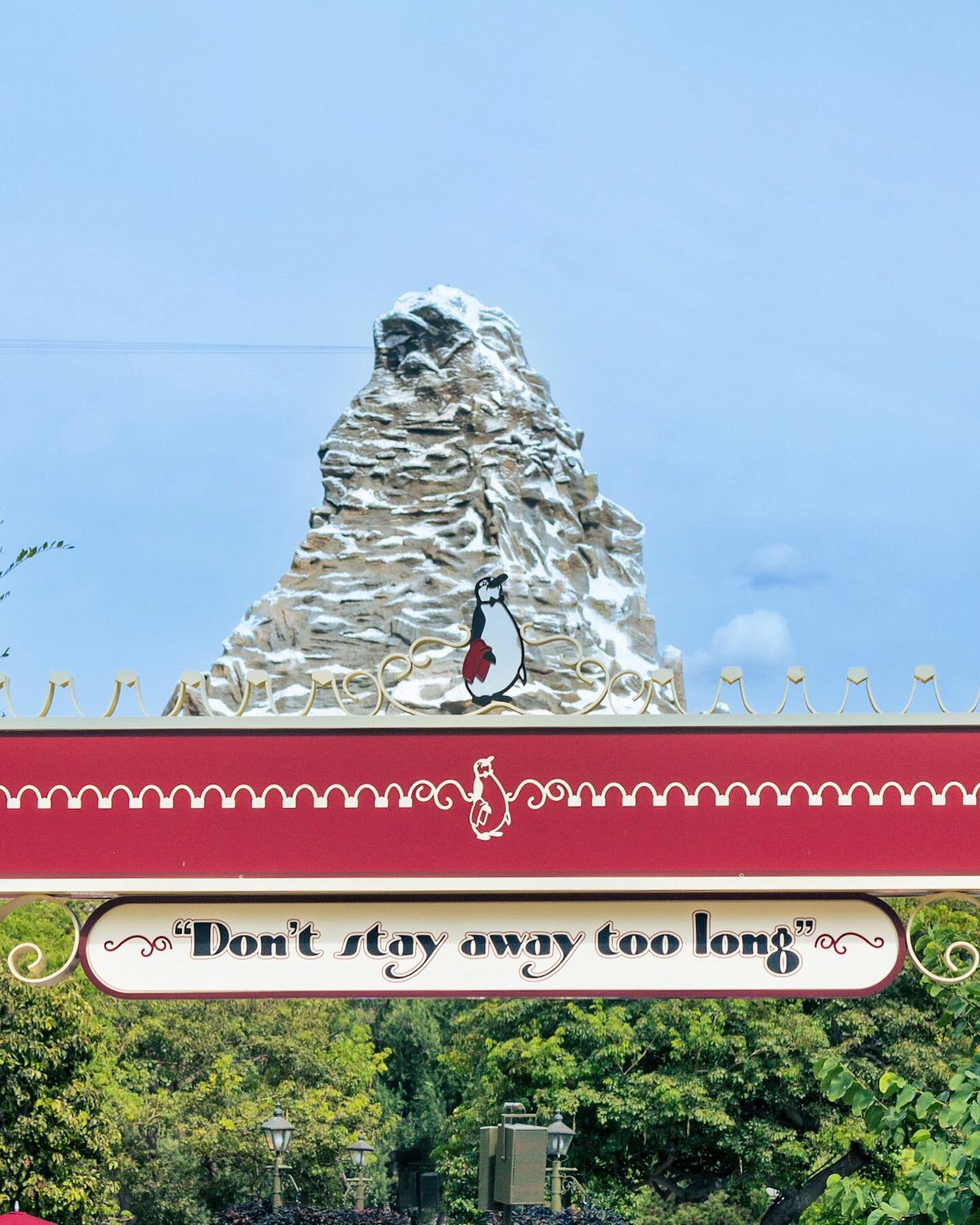 &ldquo;Don&rsquo;t stay away too long.&rdquo; I always try not to, Disneyland. 

#disneyland #disney #disney100