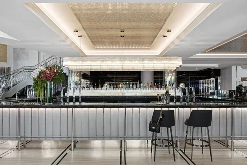 Showroom+Bar+-+The+Royce+(1).webp