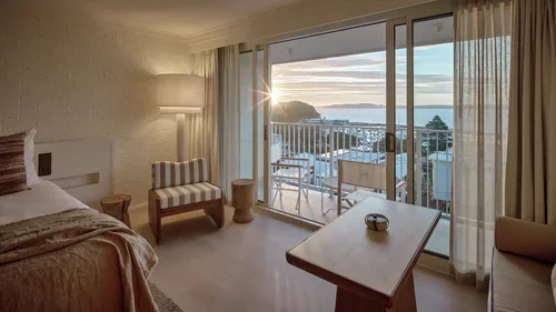 250826_CHROMAGROUP_MarinaResort_0632_HDR.webp