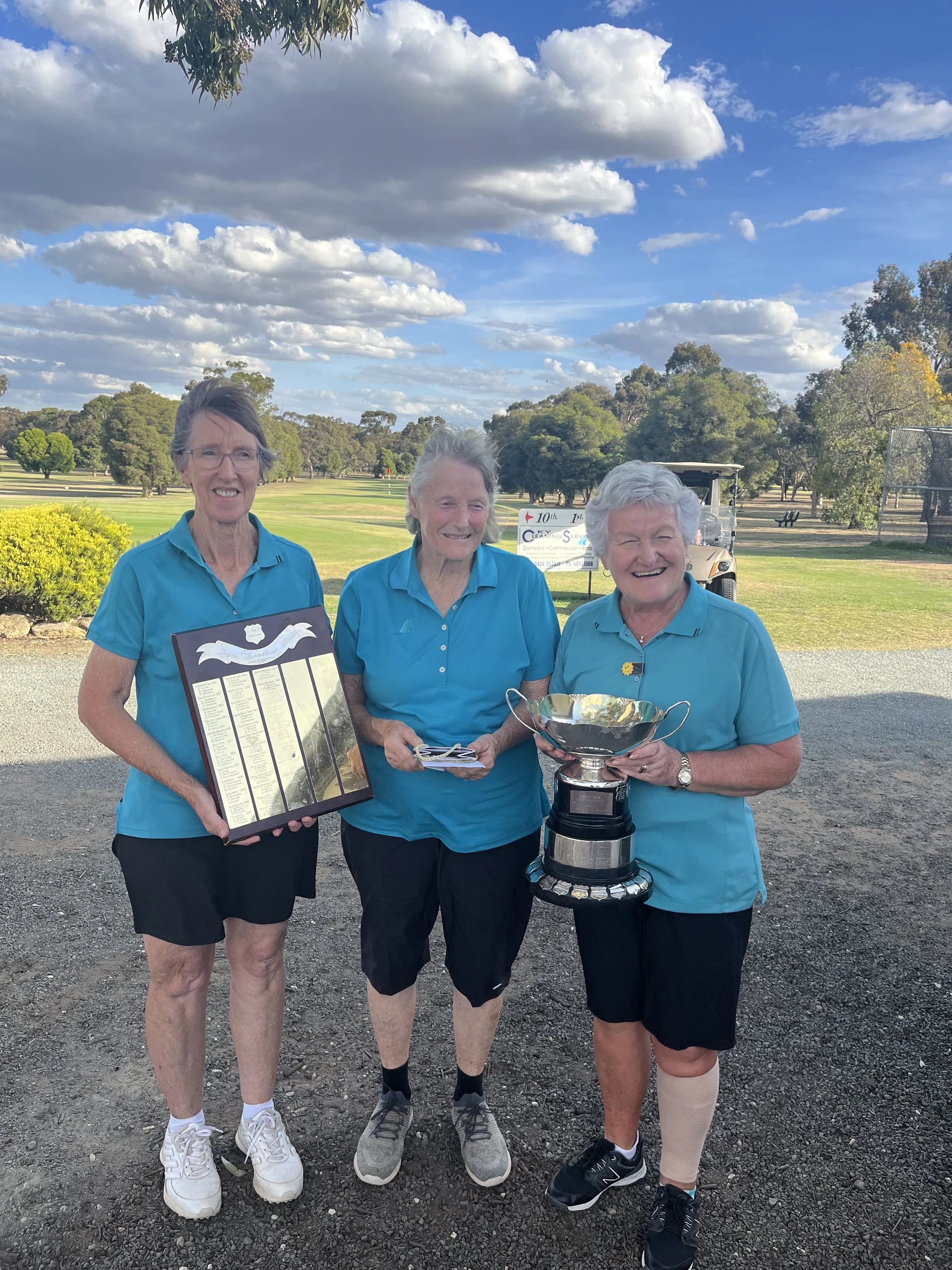 Ladies Golf Report