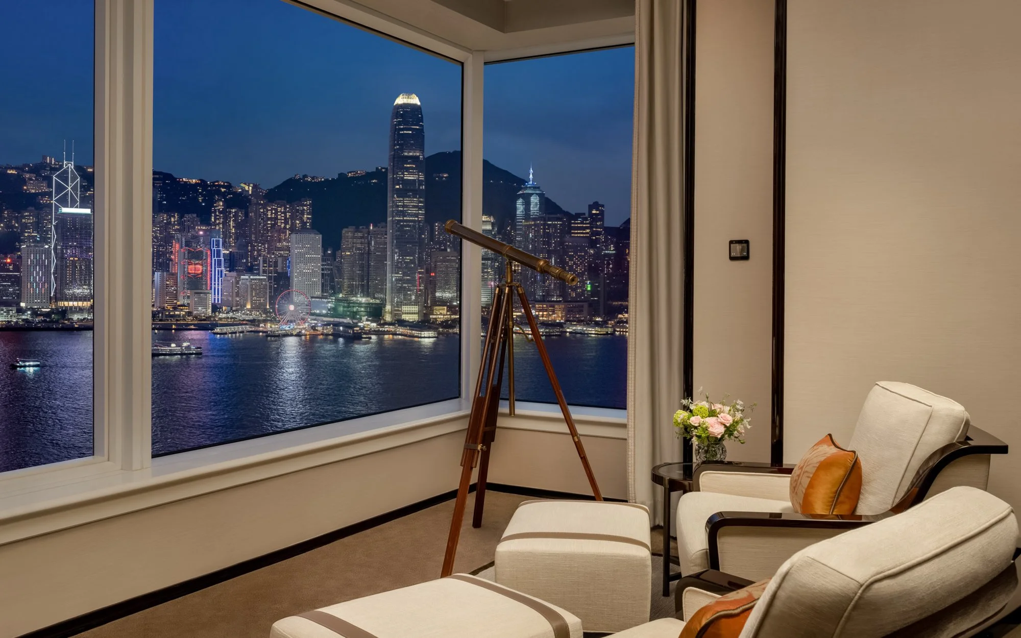 3126-PHK-Shot22-DeluxeHarbourviewSuite-03.jpg