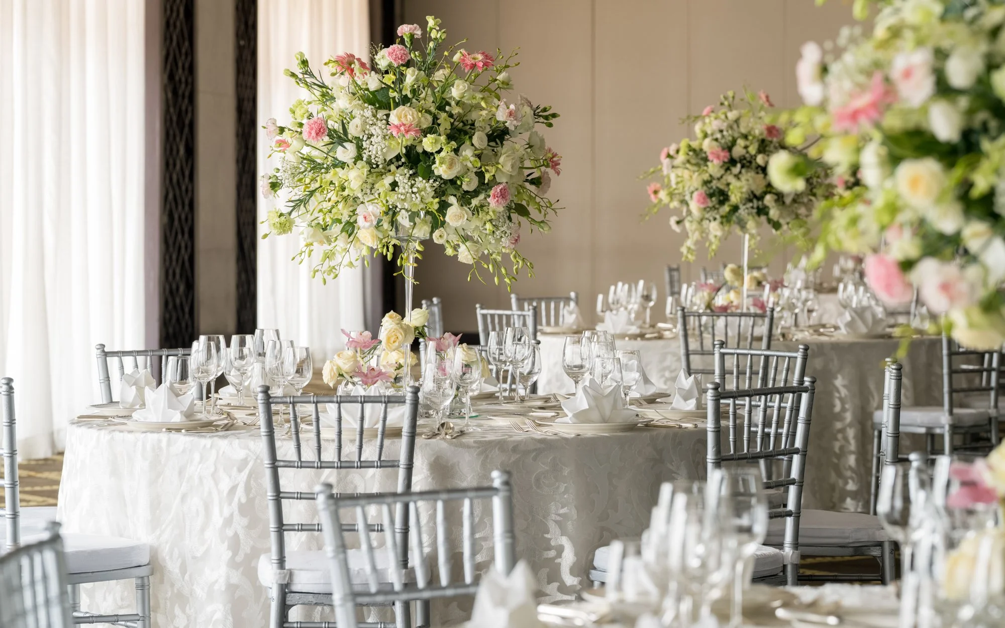3122-PMN_Shot57-Ballroom04.jpg