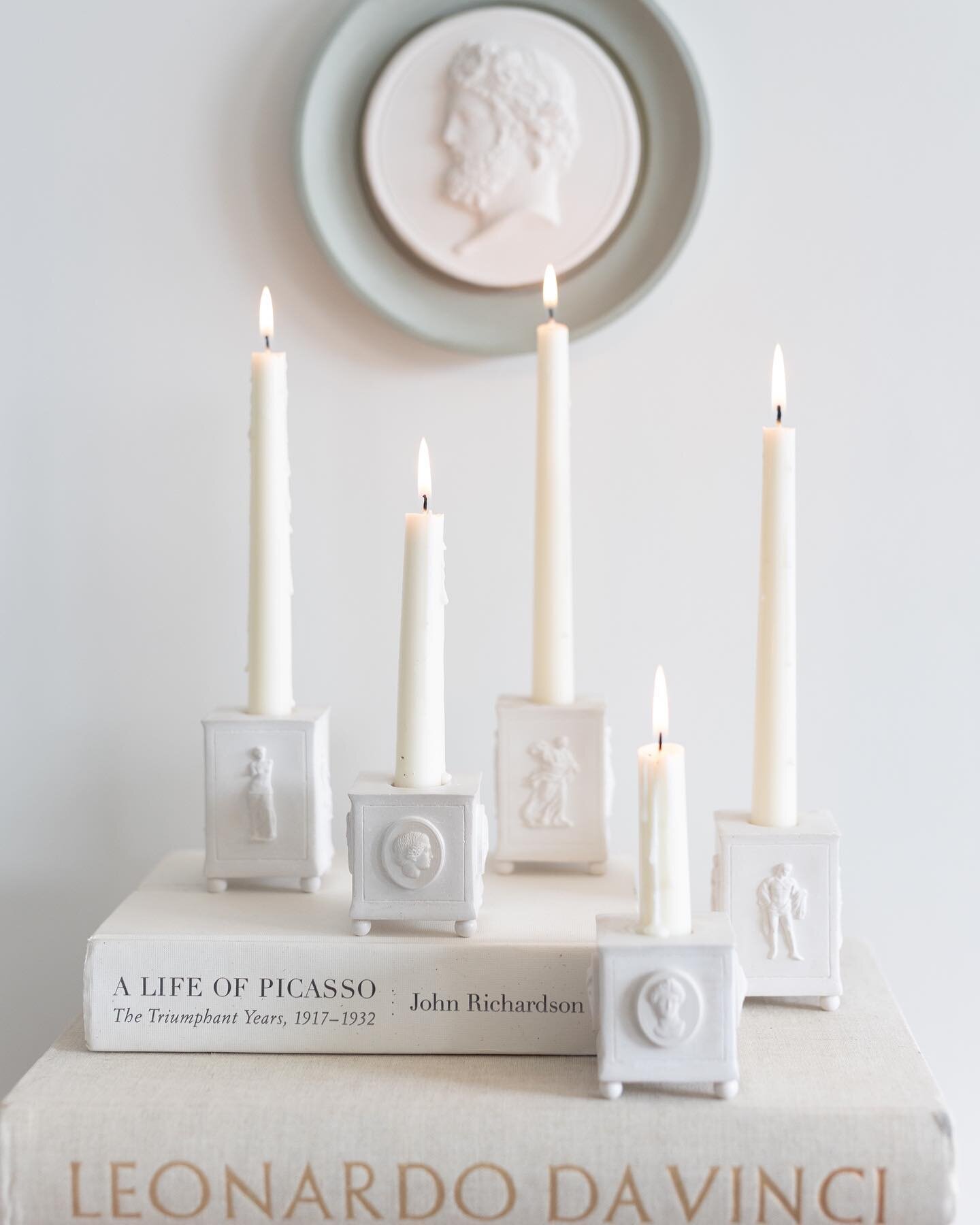These candleholders were my first transition from wall pieces and have me dreaming up more tabletop pieces to create 🤍✨🕯

#plasterintaglio #neoclassical #grandtour #cameo #candleholder #taperholder #basrelief #statue #sculpture intaglio, grand tour