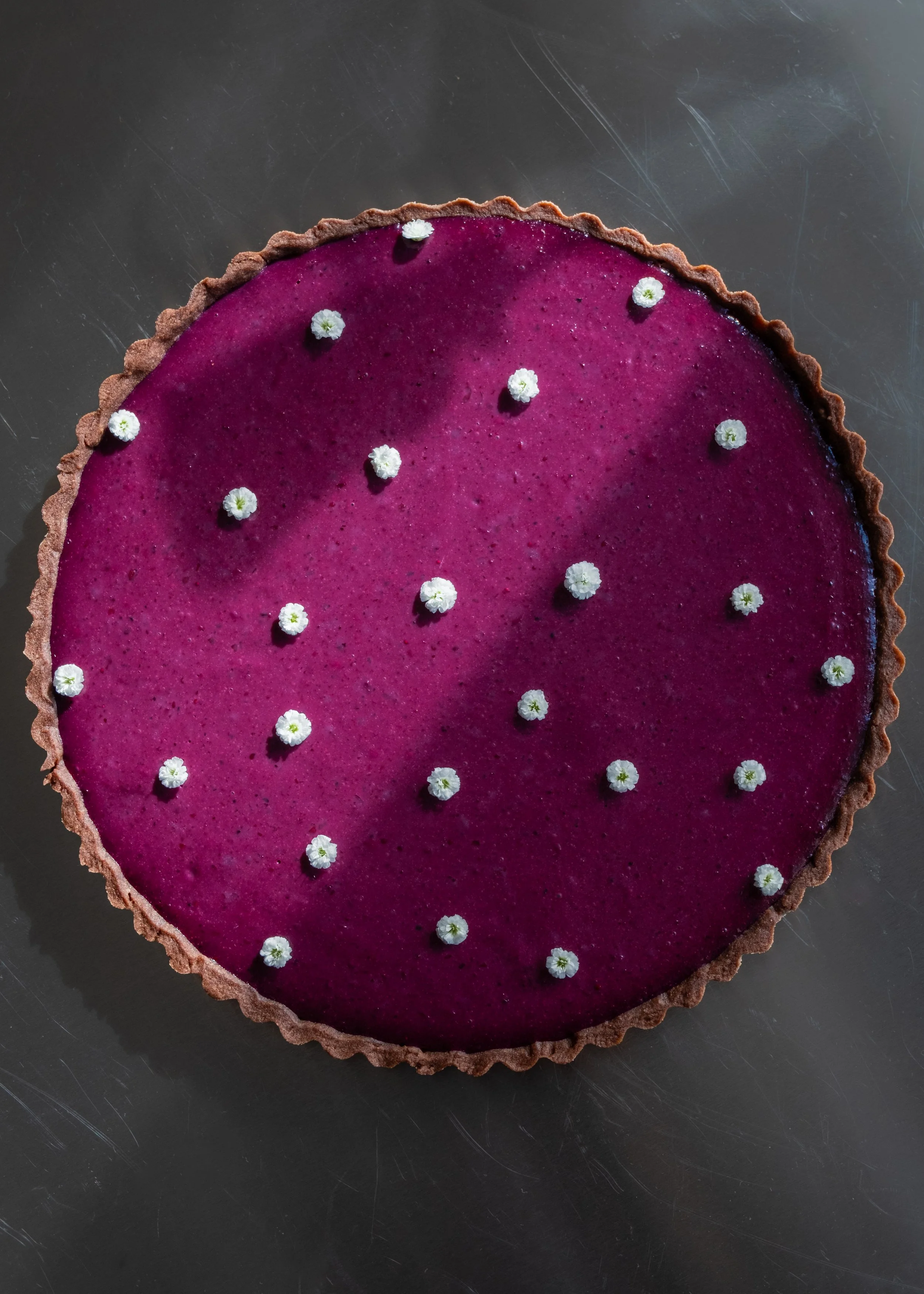 Blåbærtærte med blåbærcurd og kakaomørdej