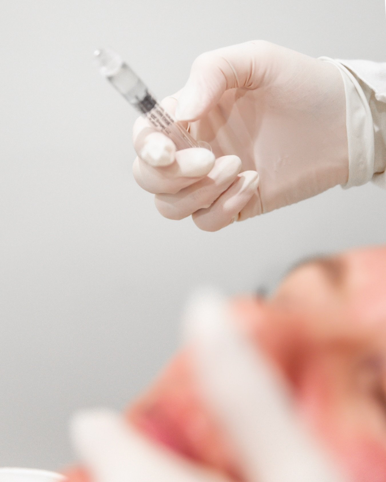 ✨Let&rsquo;s be honest&mdash;this one&rsquo;s a no-brainer.

Adding plant-based growth factors to any advanced skincare treatment is the smartest upgrade you can make for your skin.

🌱 Speeds up healing &amp; recovery 🧬 Signals skin cells to repair