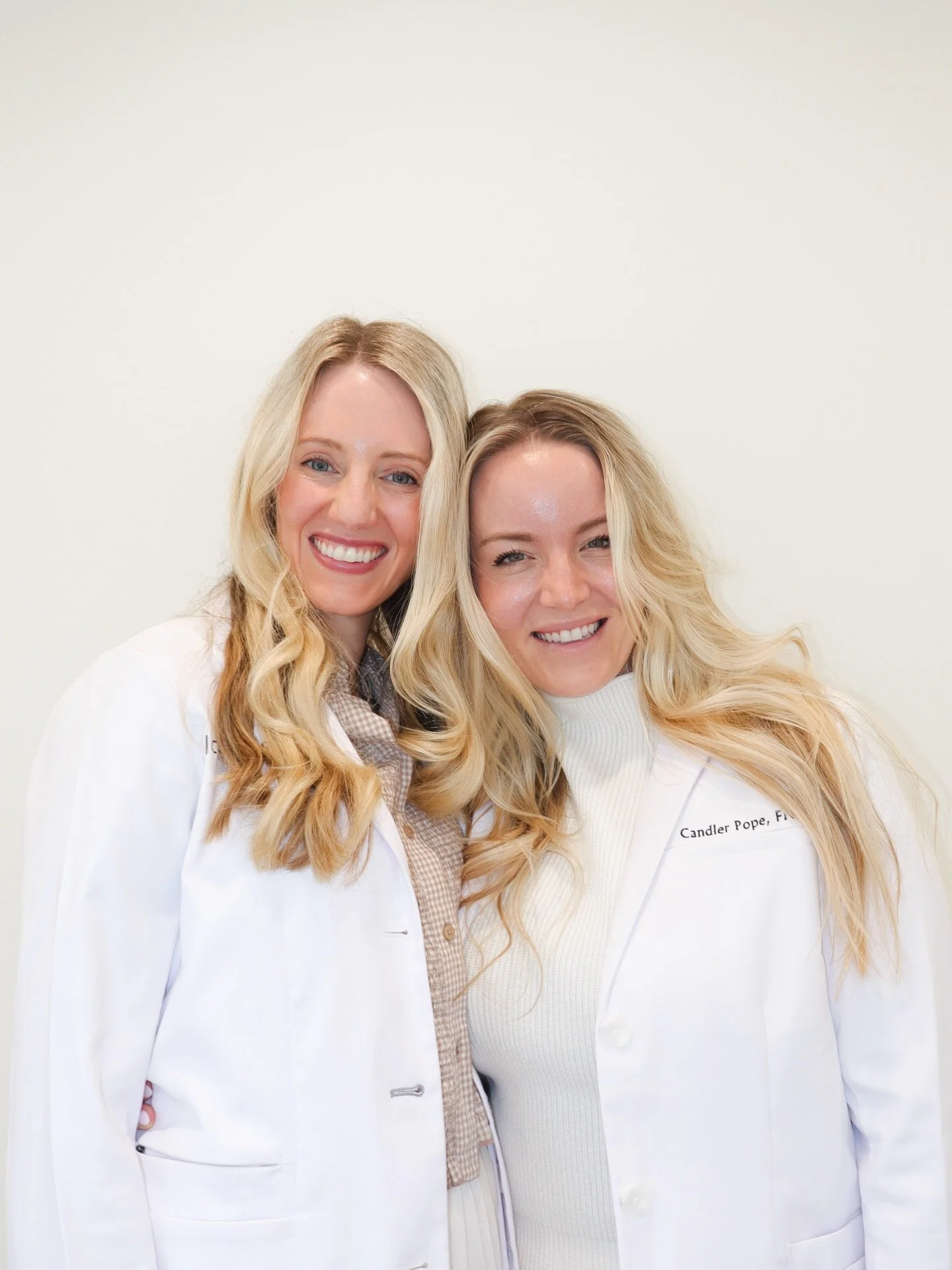 The hands behind the results. 
Our nurse practitioners bring precision, care, and intention to every treatment.🥼