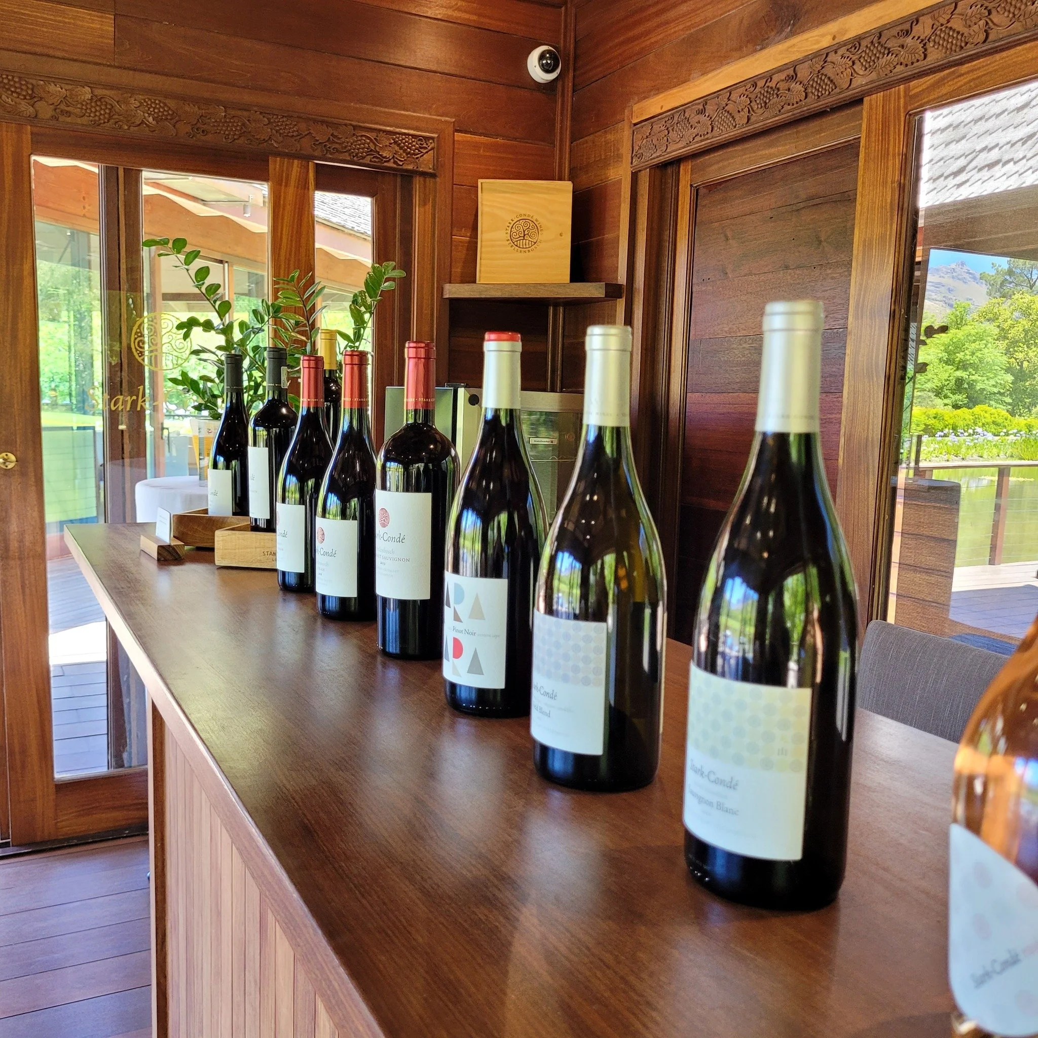 If only we could taste pictures...🤤🍇🍷🍗

South Africans take their meals very seriously. Only the finest produce is used to create our world-renowned wines, meats and delicacies.

You will never go hungry on our tours. Experience fresh fruit and v