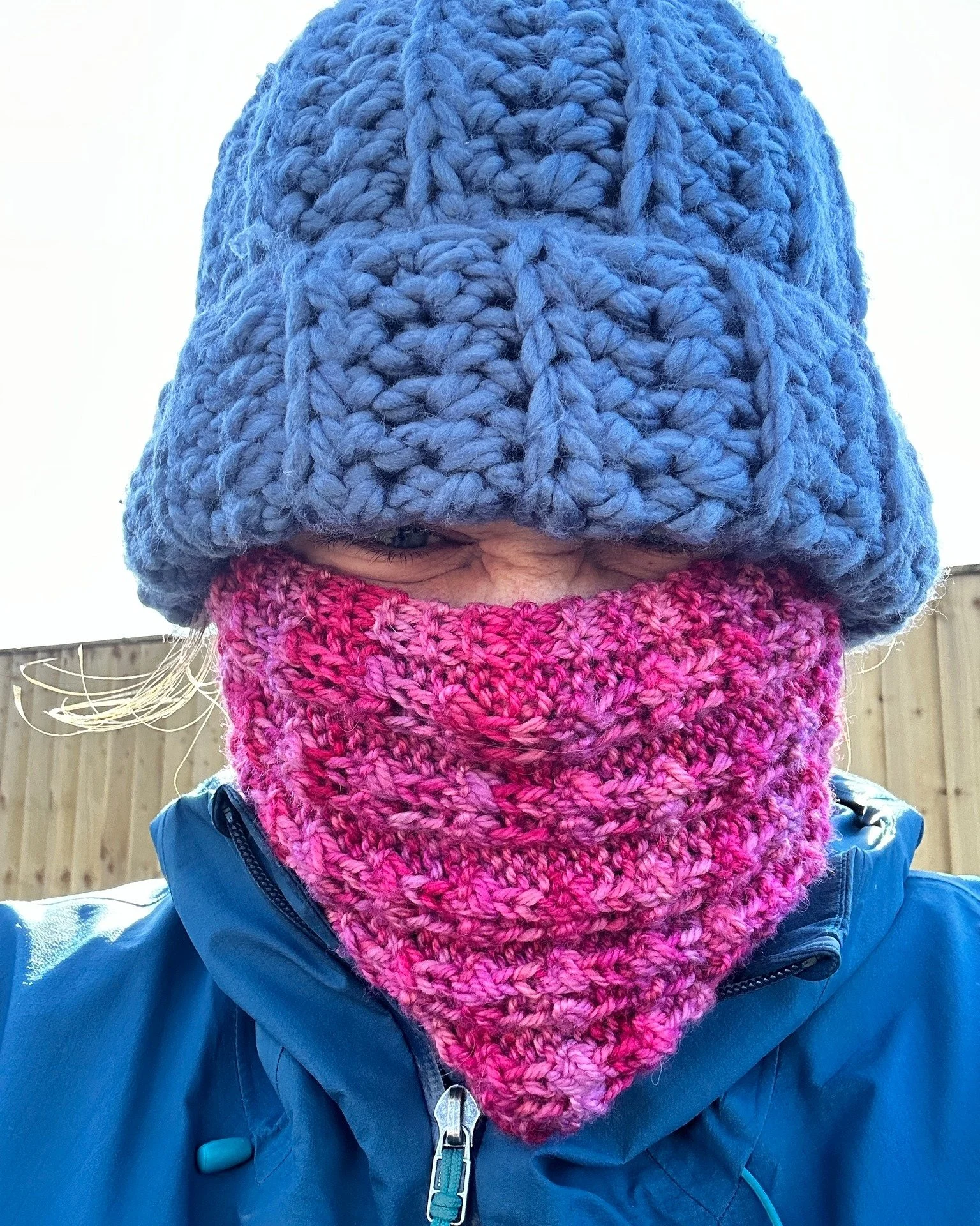 They joys of working outside if the weather is cold 🤣 ❄️

#dogsofinstagram #dogwalker #dog #doglover #dogwalk #walkies #pudsey #localbusiness #cantfeelmyface