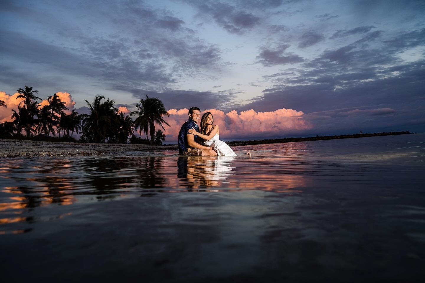 Soooo excited to share this amazing wedding on the blog today&hellip;but&hellip;. first I gotta share this beauty from our Around Key West Session! 💕💕 #wedding #sneakpeek #coupleshoot #love #beachlife #beachvibes #engaged #joeandmaria #joeandmariak