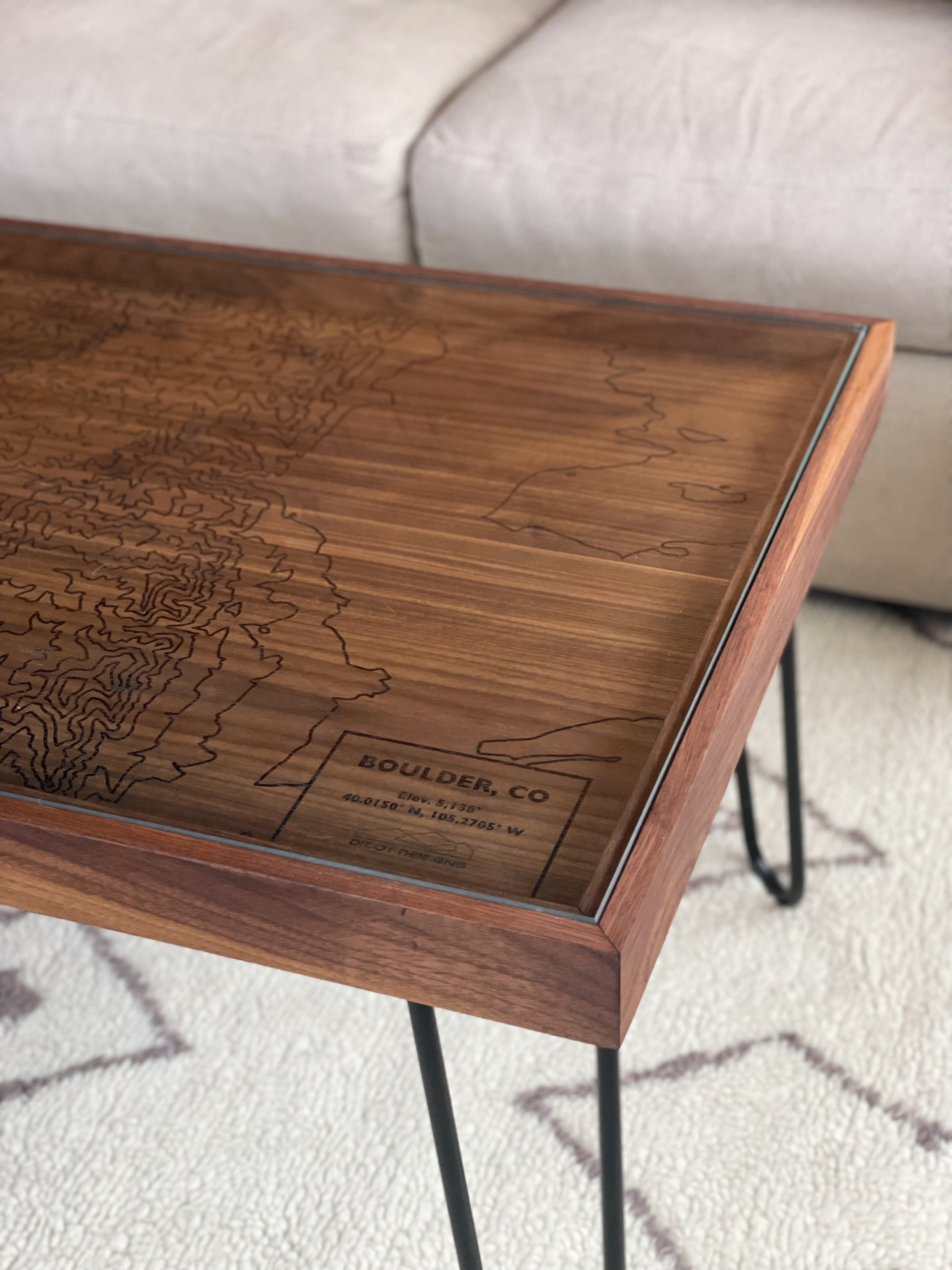 TOPOTABLE-06.jpg