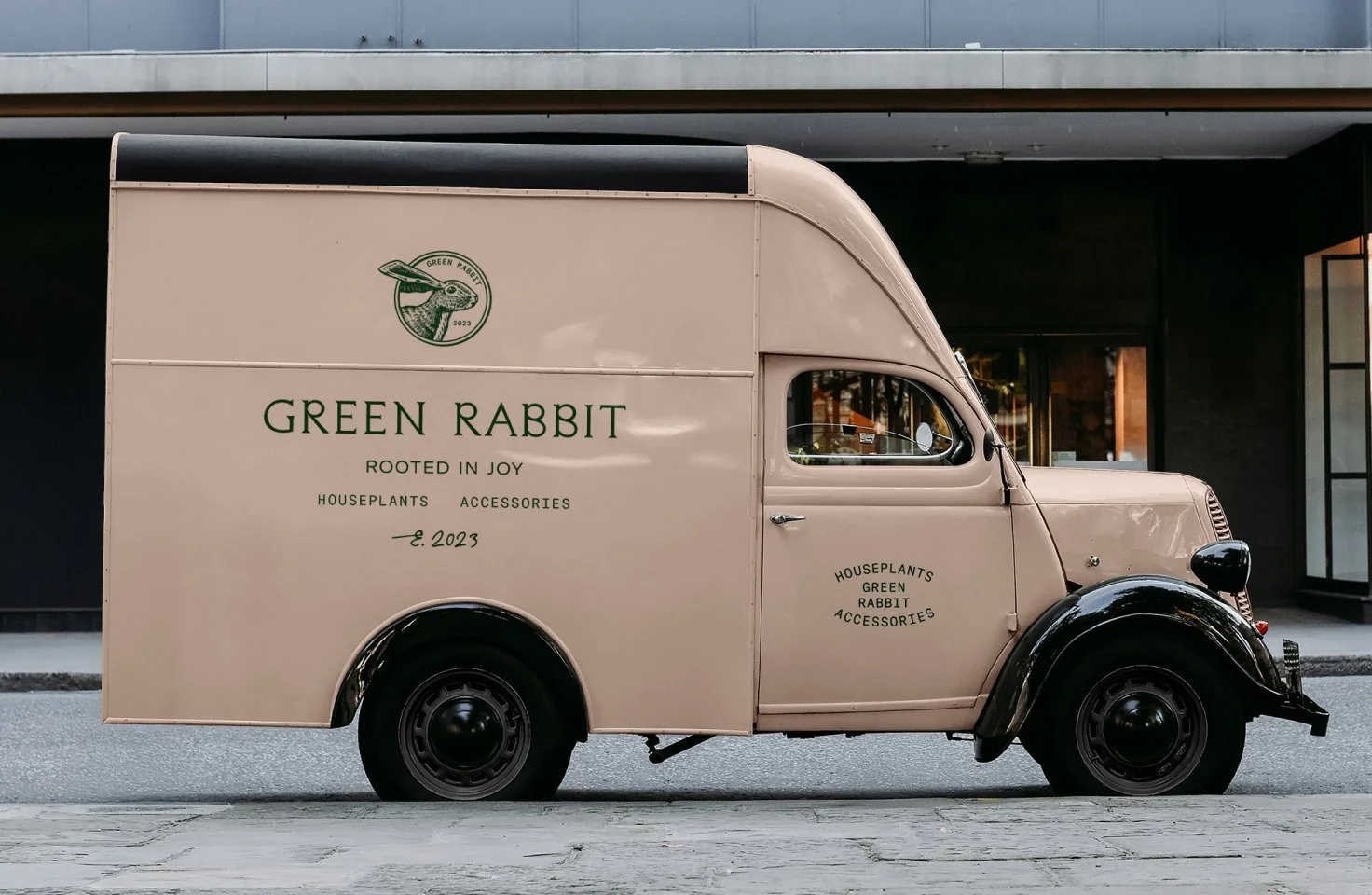 SaturdayStudio_GreenRabbit-10a.jpg