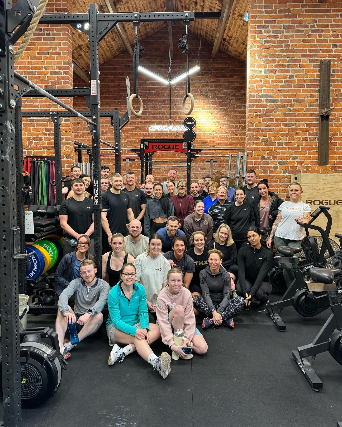 Happy Good Friday! Another bank holiday special this morning across our 8am &amp; 9am Team Training classes.

The team tackled either cleans or front squats for their strength section followed by a play on the CF Classic, Cindy:

10 rounds for time:
