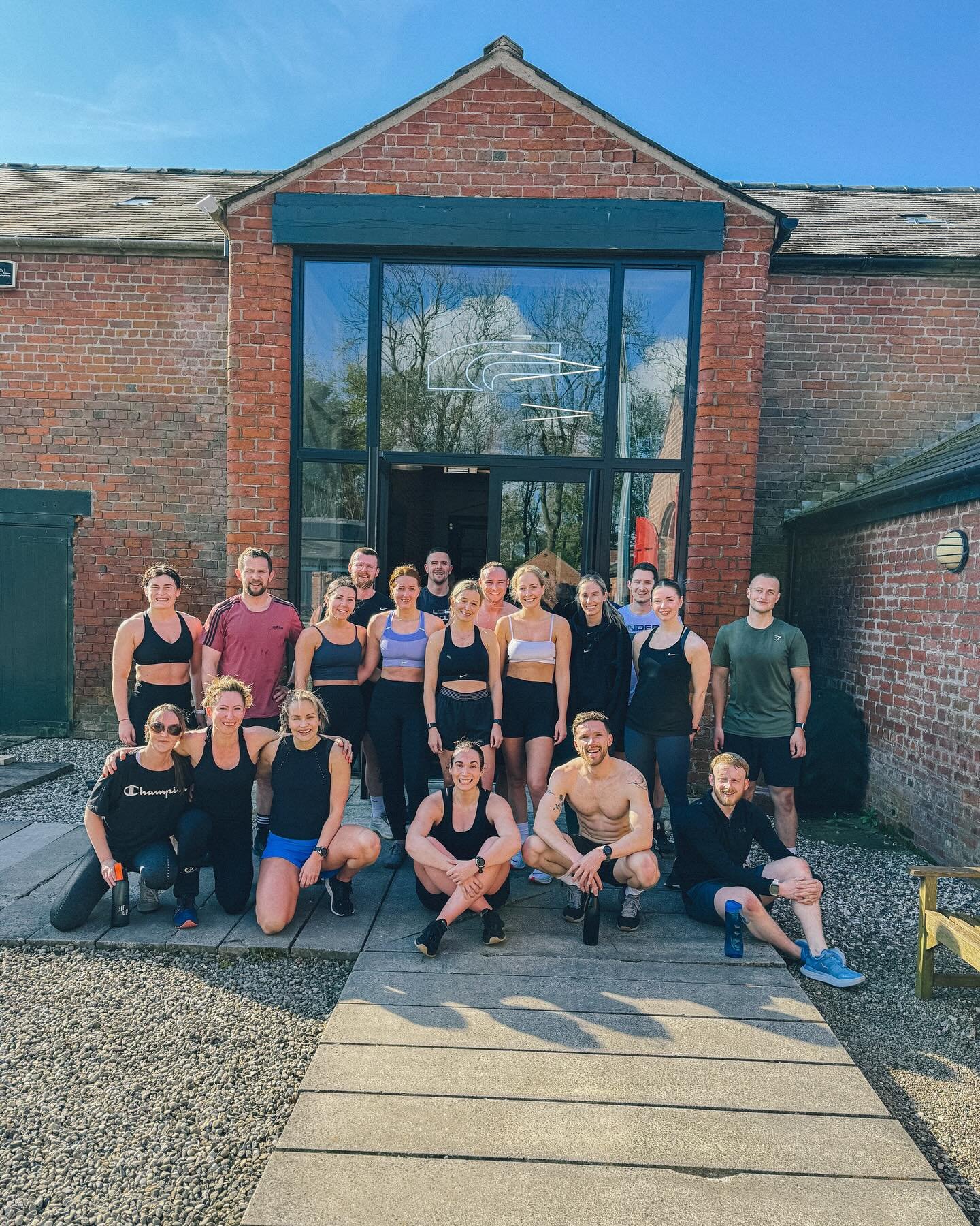 TEAM TRAINING SATURDAYS 😮&zwj;💨⛽️

It was nice to have some sun for yesterday&rsquo;s &ldquo;Team Training&rdquo; session yesterday morning. The team tackled a 3 person chipper for a 40 minute AMRAP. Swipe for the full workout!

If you&rsquo;d like