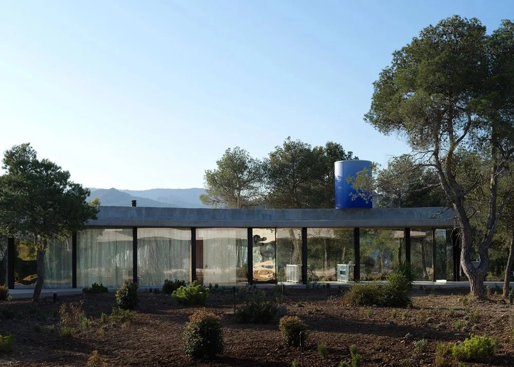 Solo Office KGDVS / Matarraña, Spain — DOMstay | Design-led Holiday Homes