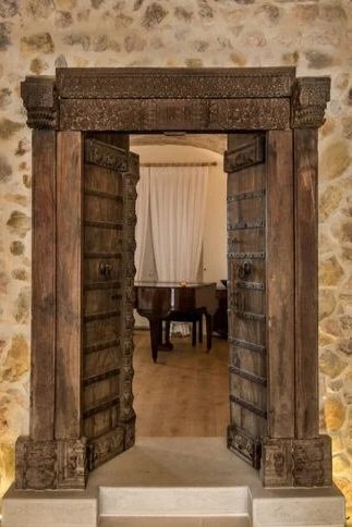 Behind-the-scenes with Tara Donovan of Casa Fuzetta